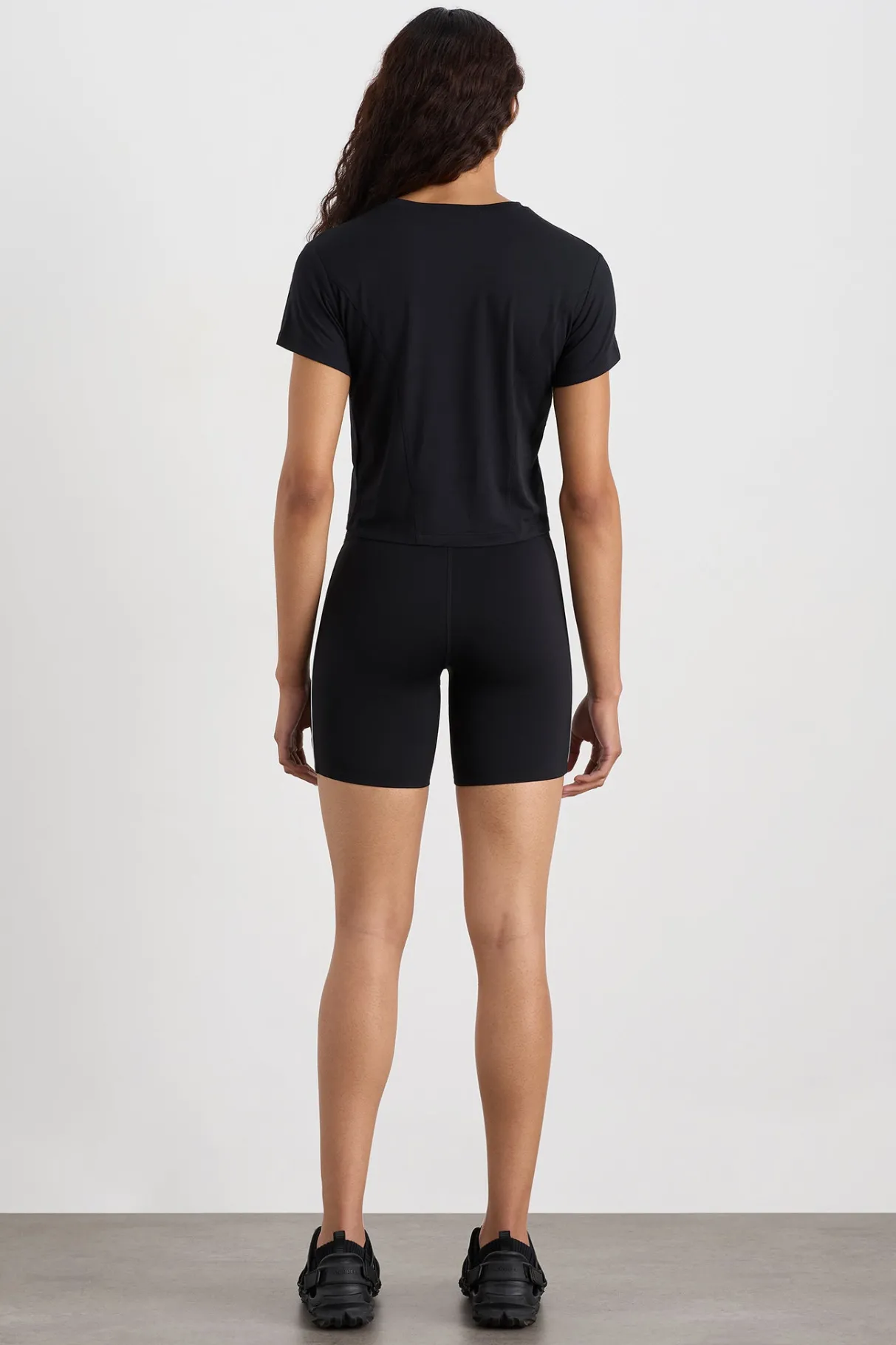 active_tee__4-1.webp Discount Aje ATHLETICA Active Tee 195 Black