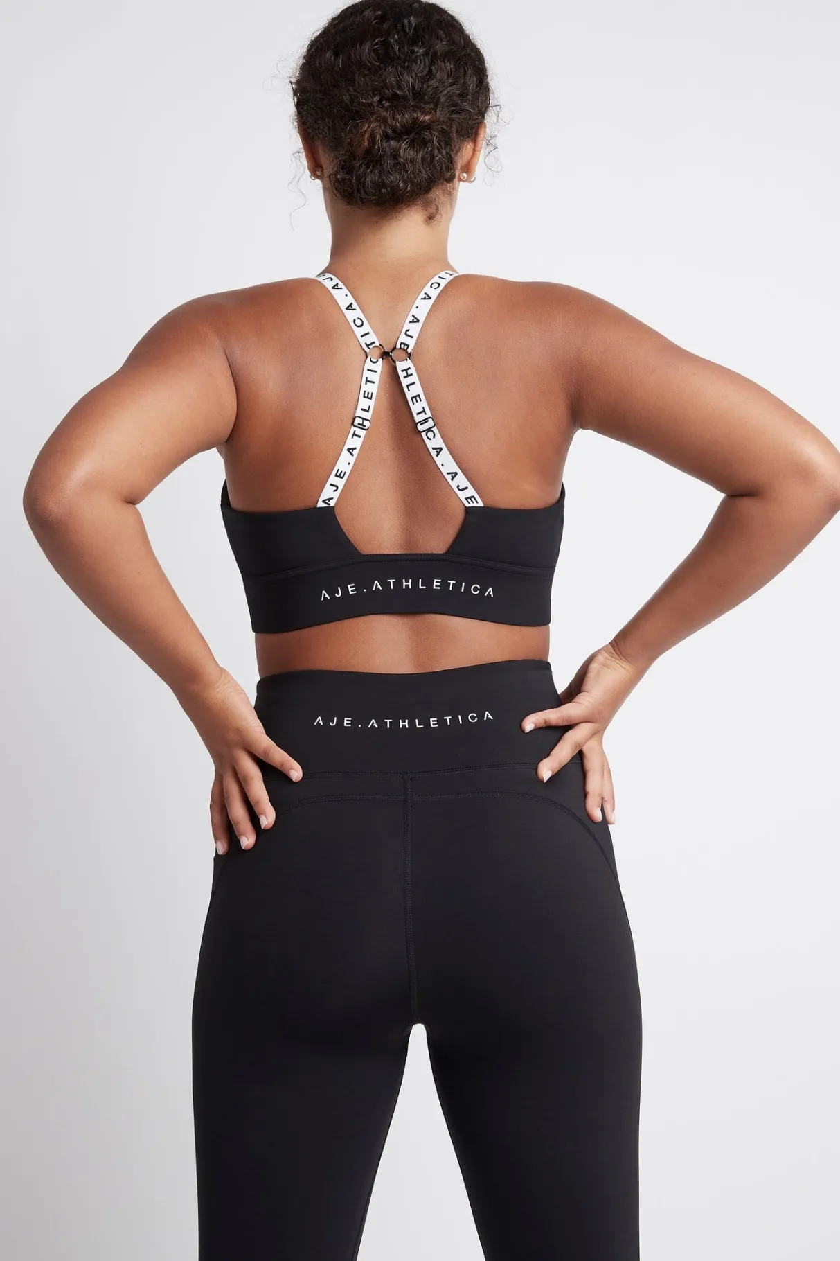 adjustable_strap_sports_bra__9-2.webp Fashion Aje ATHLETICA Adjustable Strap Sports Bra 308 Black/White