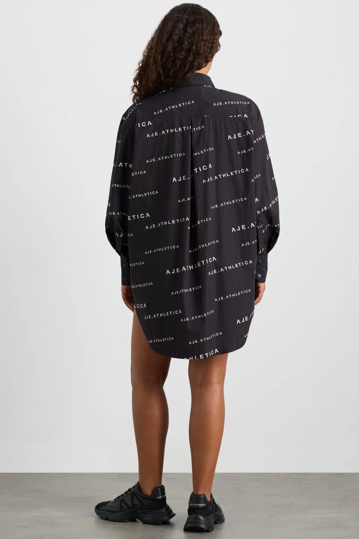 all_over_logo_spray_shirt__9.webp Discount Aje ATHLETICA All Over Logo Spray Shirt 406 Black/White