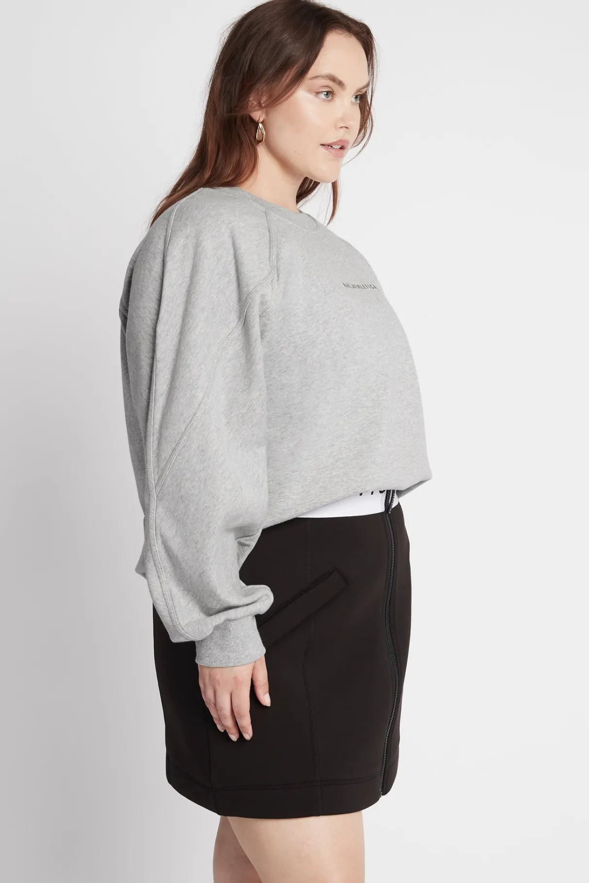 all_rounder_logo_crew_jumper__12.webp Flash Sale Aje ATHLETICA All Rounder Logo Crew Jumper 410 Grey Marle