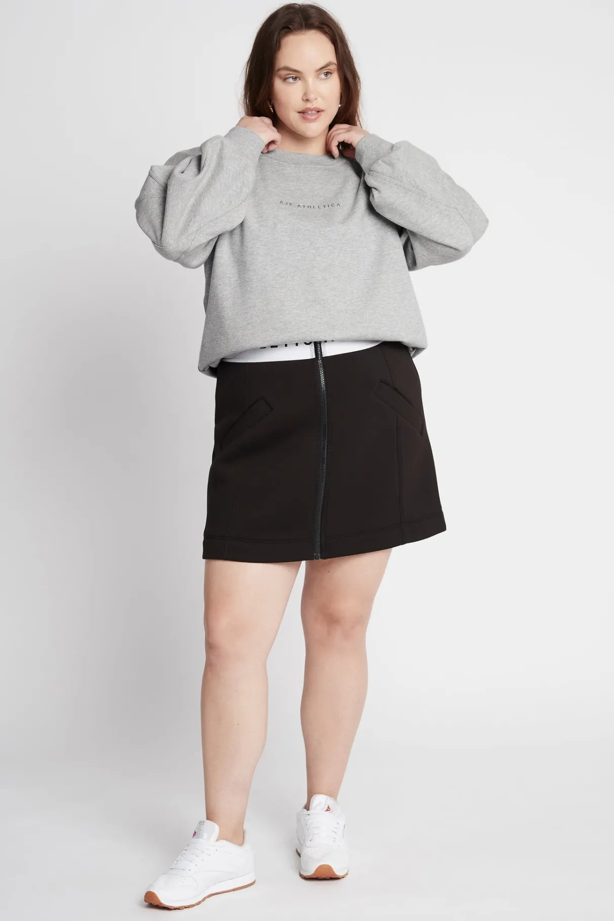 all_rounder_logo_crew_jumper__15.webp Flash Sale Aje ATHLETICA All Rounder Logo Crew Jumper 410 Grey Marle