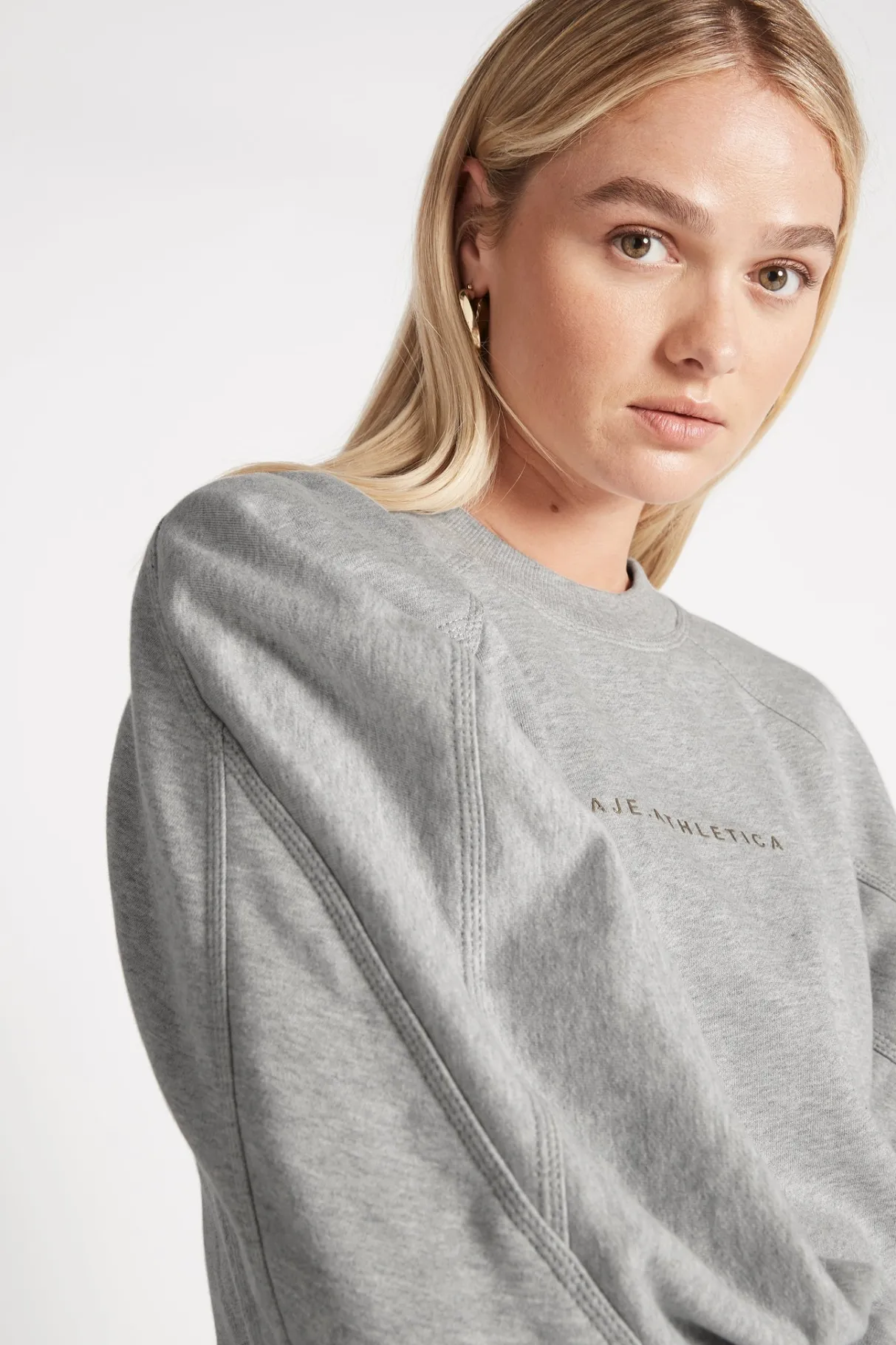all_rounder_logo_crew_jumper__3.webp Flash Sale Aje ATHLETICA All Rounder Logo Crew Jumper 410 Grey Marle