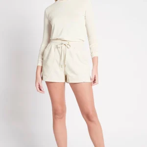 Hot Aje ATHLETICA All Rounder Sweat Shorts 616 Light Ivory