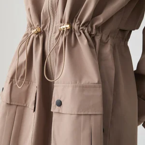 Store Aje ATHLETICA Anorak Spray Coat 766 Dune