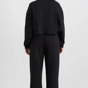 Outlet Aje ATHLETICA Batwing Crop Crew Jumper 413 Black