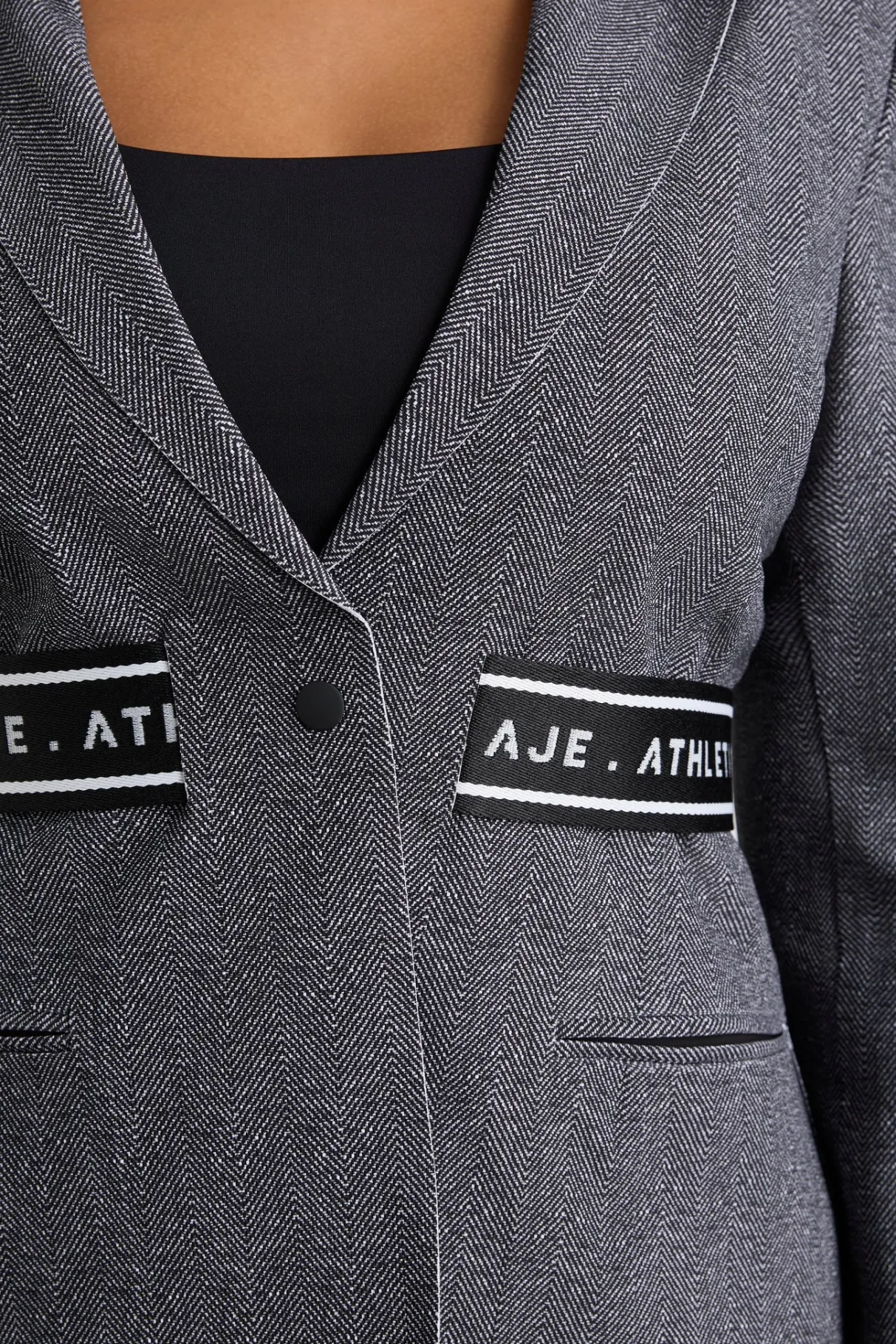 belted_logotape_blazer__12.webp Flash Sale Aje ATHLETICA Belted Logotape Blazer 713 Herringbone Print