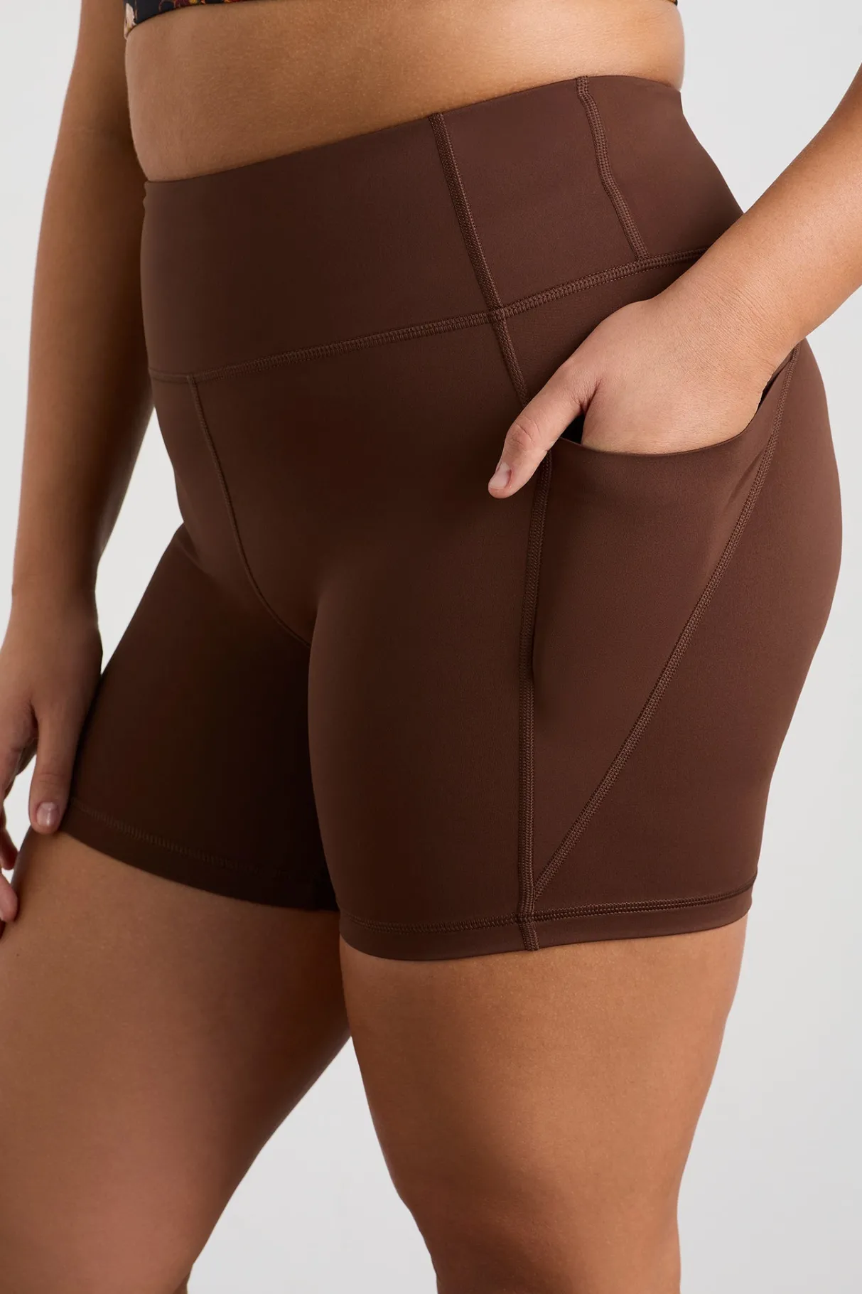 bike_shorts__7-2.webp Best Sale Aje ATHLETICA Bike Shorts 626 Dark Chocolate Brown
