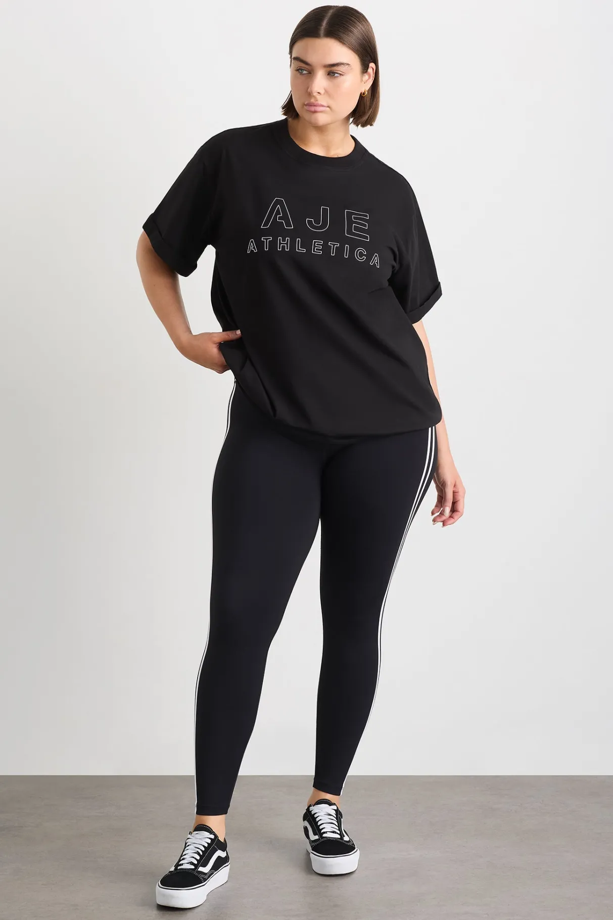block_logo_boyfriend_tee__11-1.webp Fashion Aje ATHLETICA Block Logo Boyfriend Tee 102 Black/White