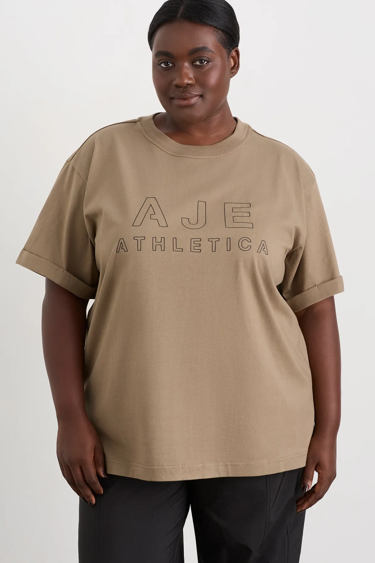 block_logo_boyfriend_tee__9.webp Clearance Aje ATHLETICA Block Logo Boyfriend Tee 102 Soft Khaki/Black