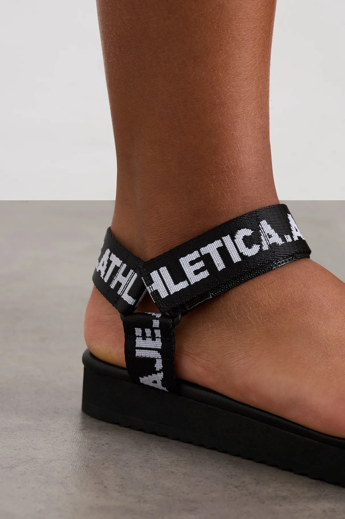 bold_logotape_sandal__4.webp Best Sale Aje ATHLETICA Bold Logotape Sandal 917 Black/White