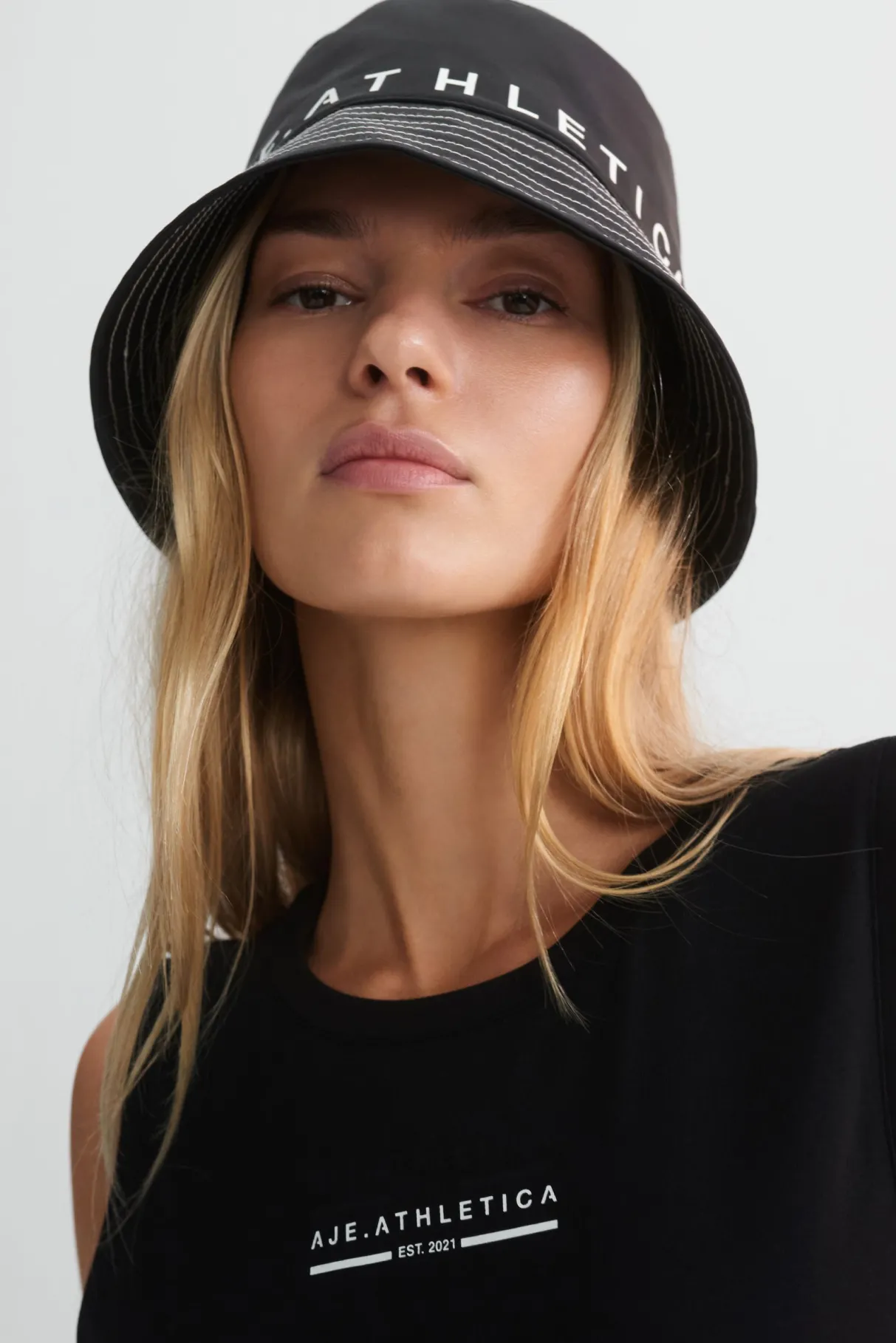bold_spray_bucket_hat__0.webp Flash Sale Aje ATHLETICA Bold Spray Bucket Hat 979 Black/White