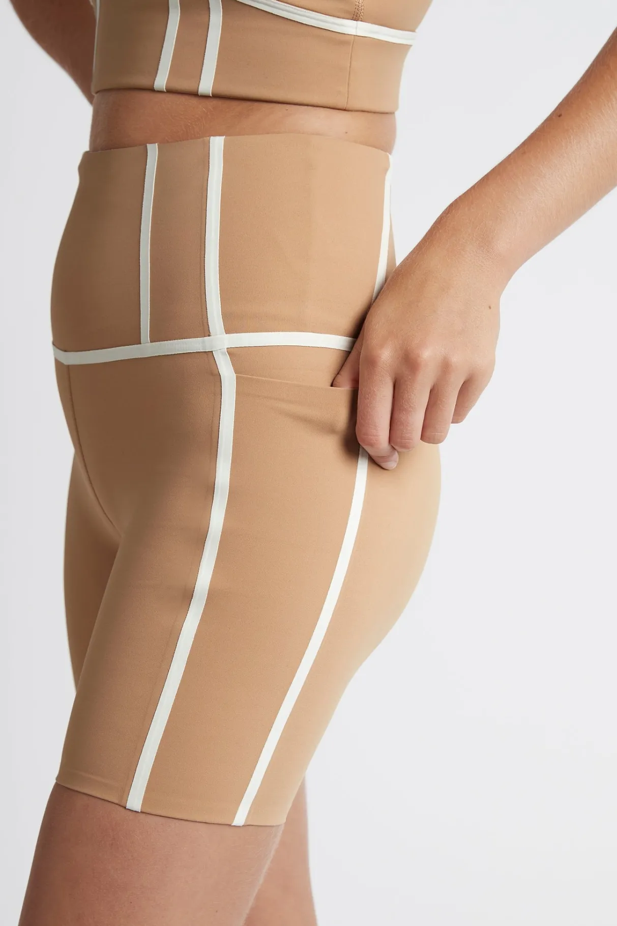 bonded_seam_short_bike_shorts__3.webp Best Sale Aje ATHLETICA Bonded Seam Short Bike Shorts 605 Beige/Light Ivory
