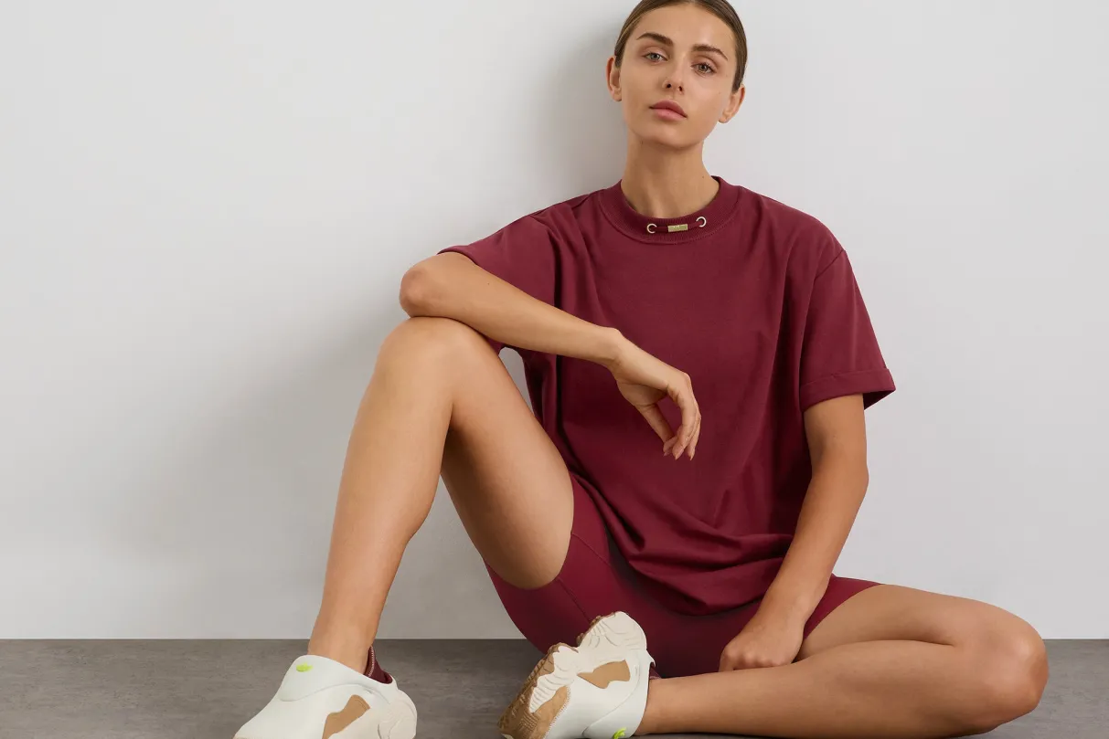 boyfriend_tshirt__16.webp Outlet Aje ATHLETICA Boyfriend T-Shirt 120 Plum Red