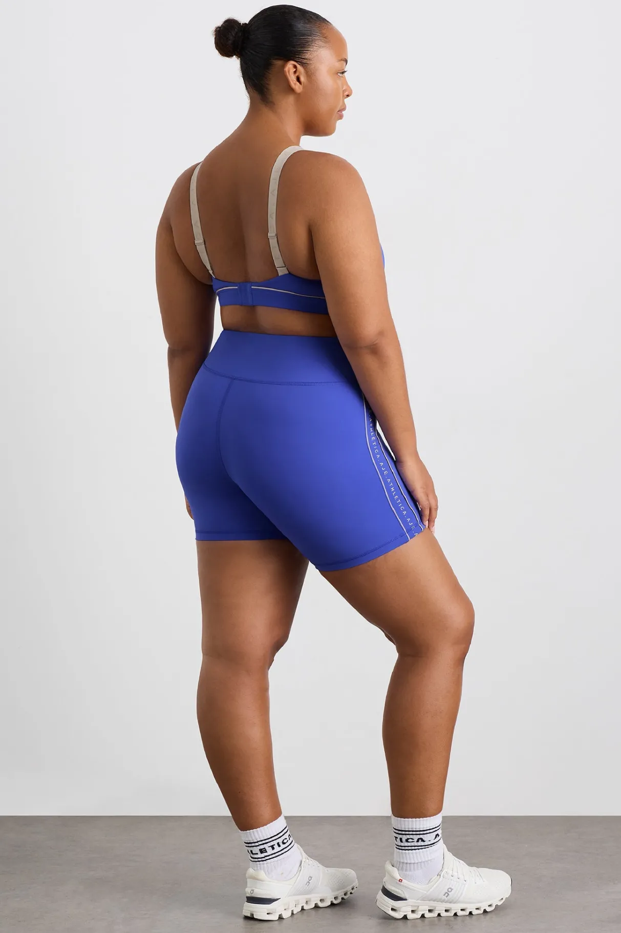 classic_strap_sports_bra__16.webp Flash Sale Aje ATHLETICA Classic Strap Sports Bra 362 Marine Blue Latte Beige