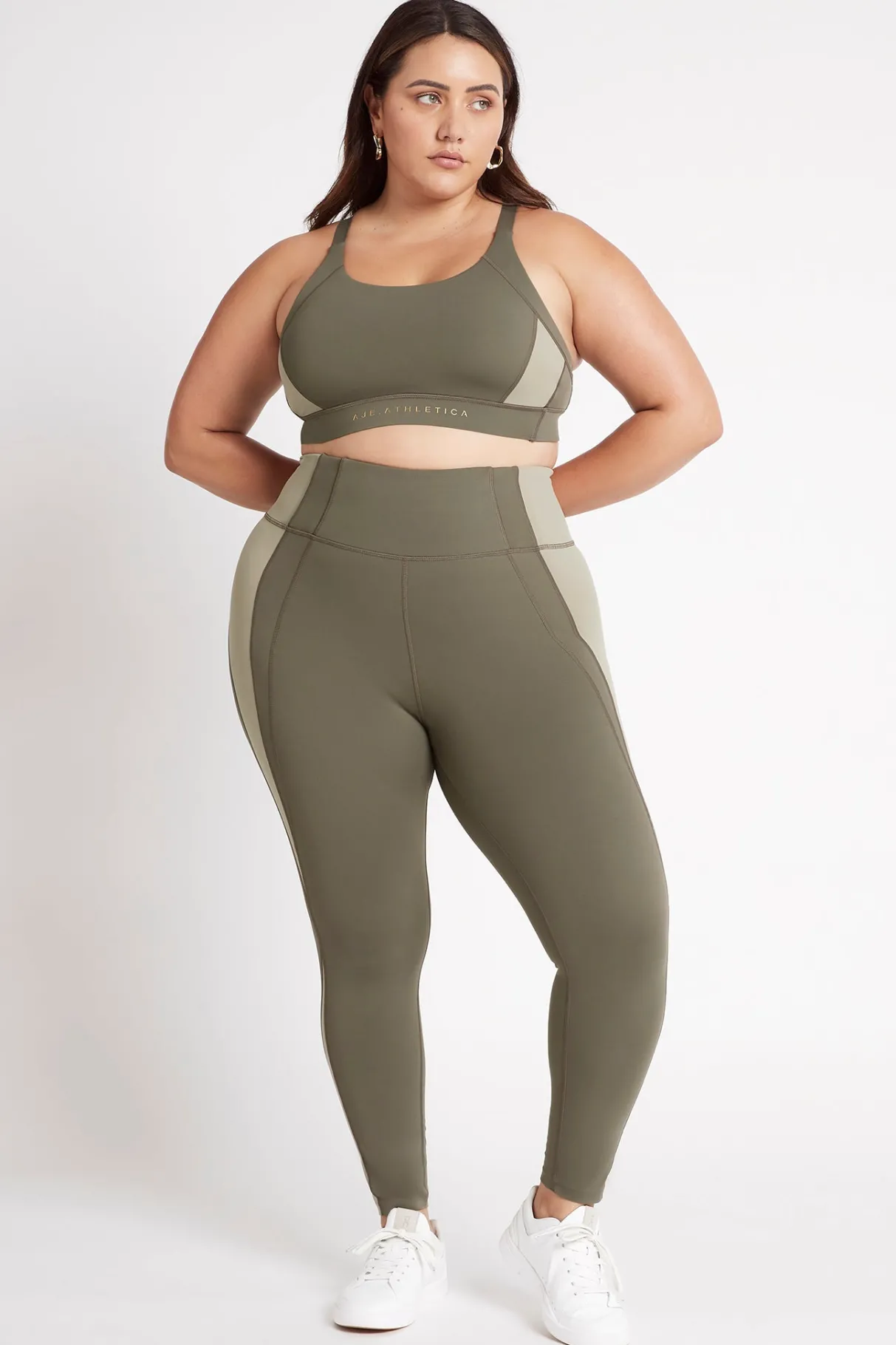 contrast_adjustable_strap_sports_bra__15.webp Sale Aje ATHLETICA Contrast Adjustable Strap Sports Bra 321 Forest Green/Sage