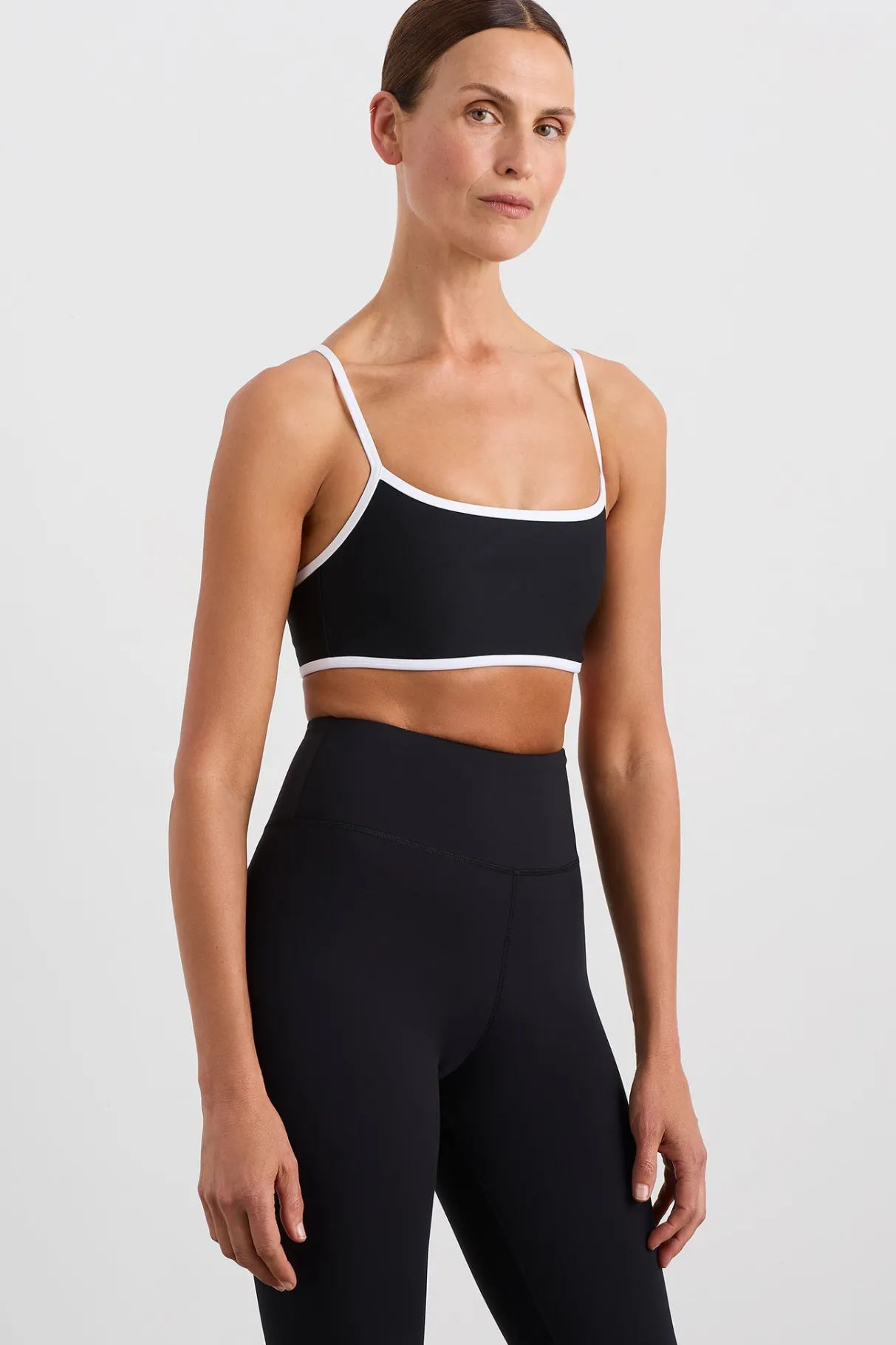 contrast_bind_sports_bra__0.webp Store Aje ATHLETICA Contrast Bind Sports Bra 307 Black/White