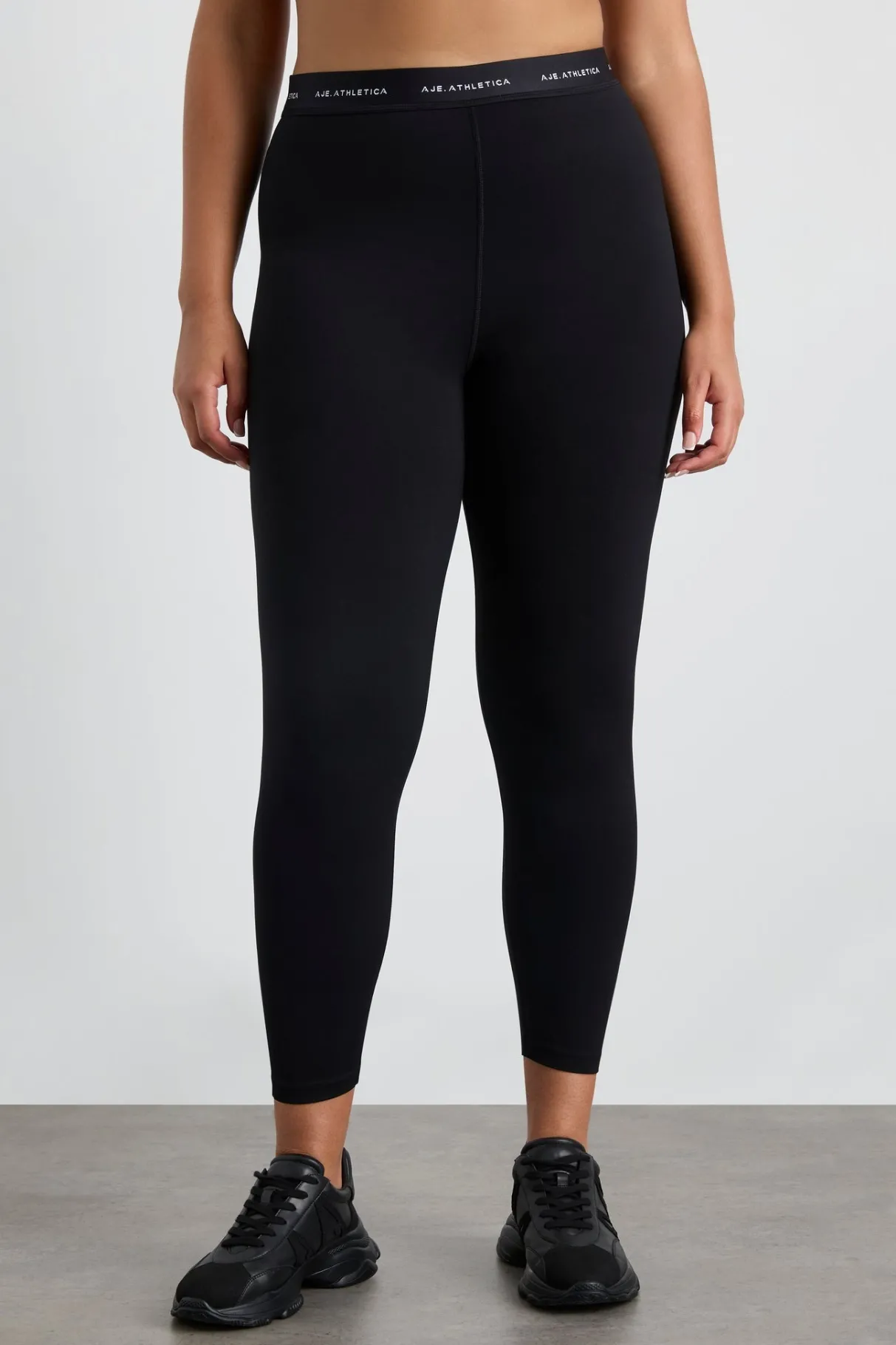 contrast_logo__legging__10.webp Clearance Aje ATHLETICA Contrast Logo 7/8 Legging 203 Black/White