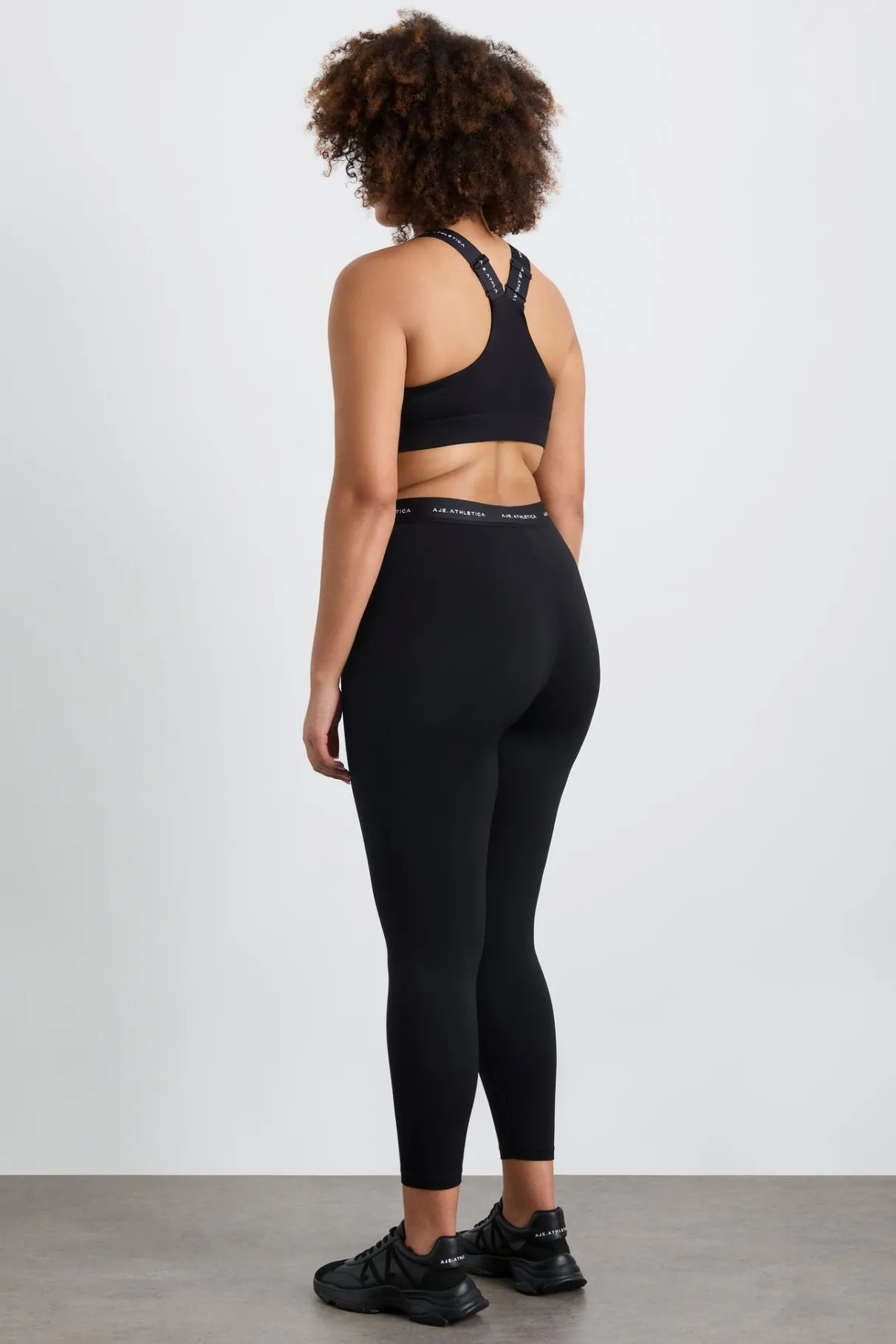 contrast_logo__legging__12.webp Clearance Aje ATHLETICA Contrast Logo 7/8 Legging 203 Black/White