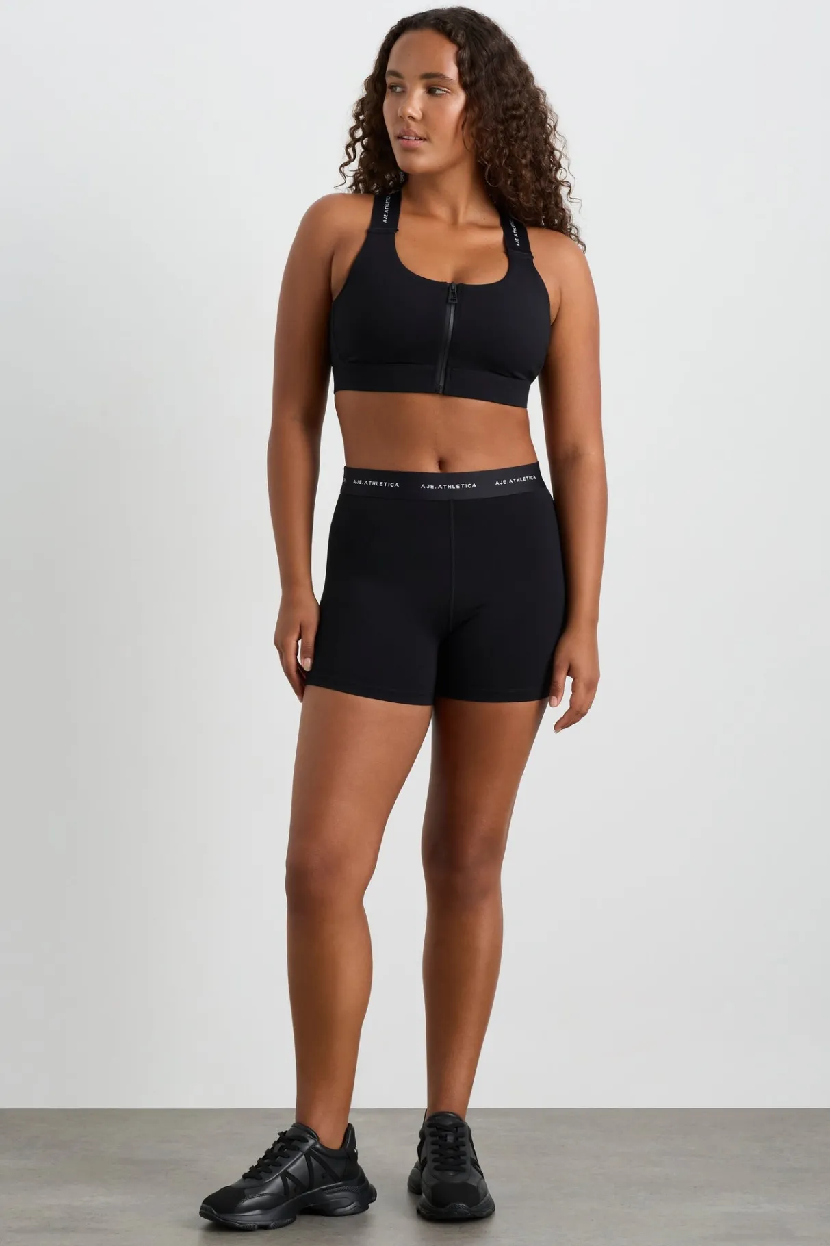 contrast_zip_sports_bra__6.webp Discount Aje ATHLETICA Contrast Zip Sports Bra 304 Black/White