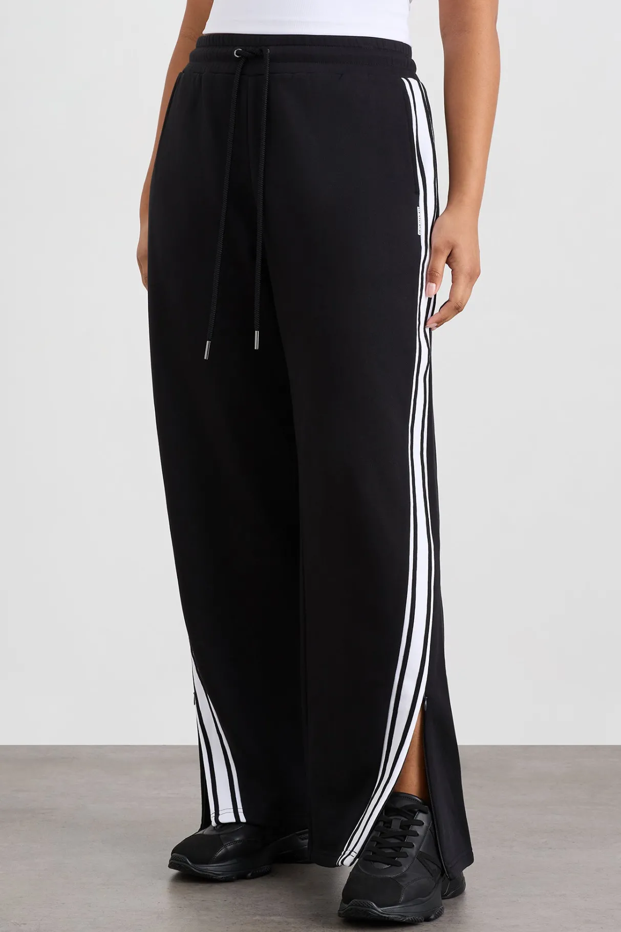 contrast_zip_trackpants__6.webp Store Aje ATHLETICA Contrast Zip Trackpants 504 Black