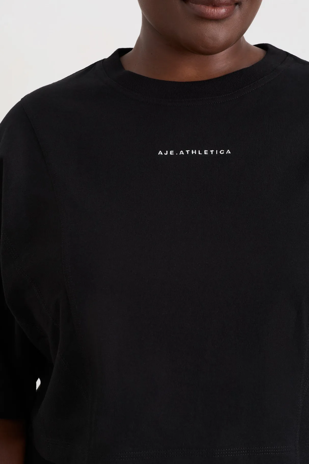 crop_panel_tee__11.webp Hot Aje ATHLETICA Crop Panel Tee 105 Black
