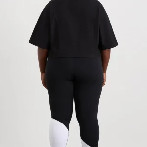 Hot Aje ATHLETICA Crop Panel Tee 105 Black