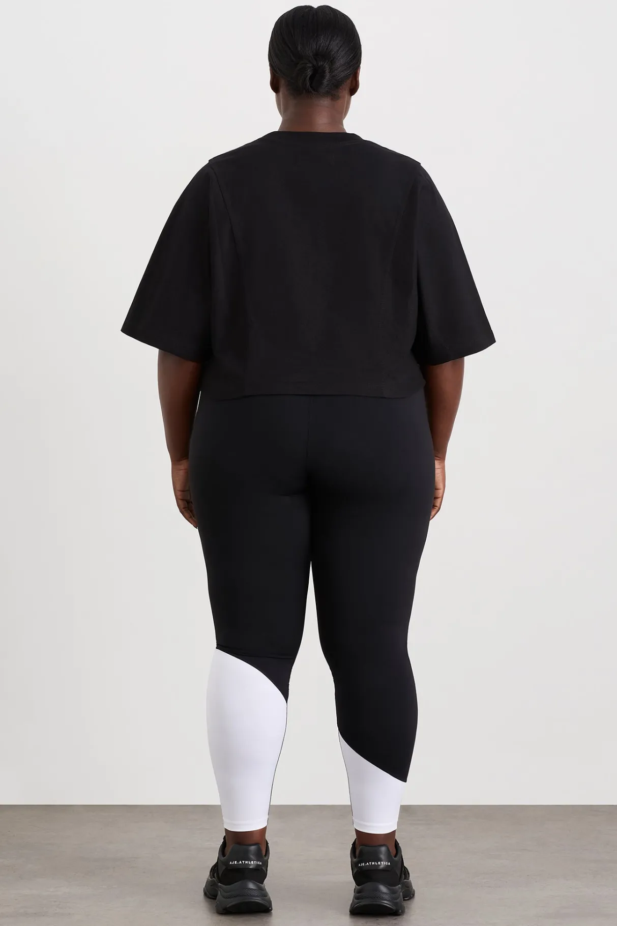 crop_panel_tee__12.webp Hot Aje ATHLETICA Crop Panel Tee 105 Black