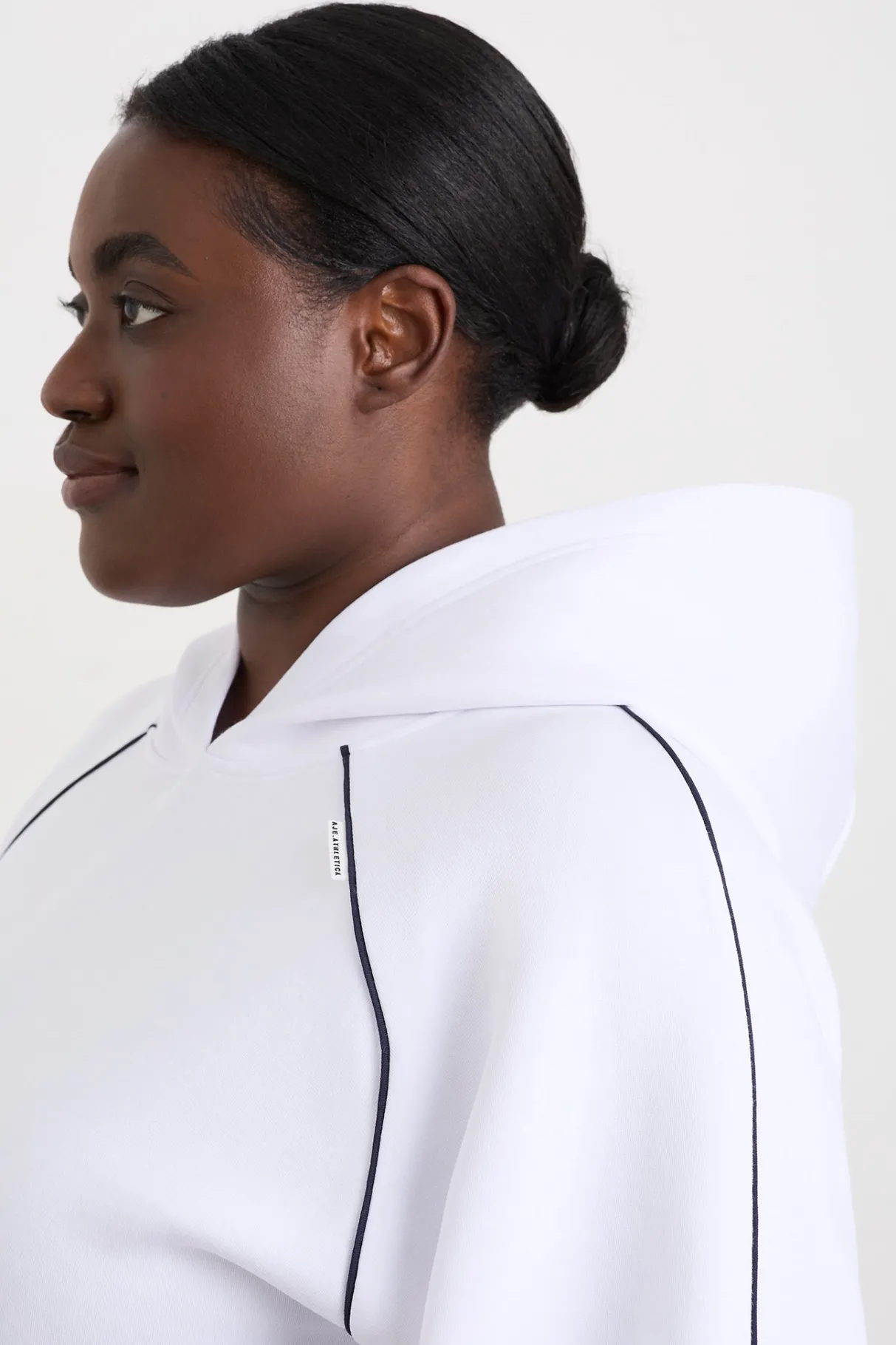 cropped_contrast_hoodie__11.webp Online Aje ATHLETICA Cropped Contrast Hoodie 405 White