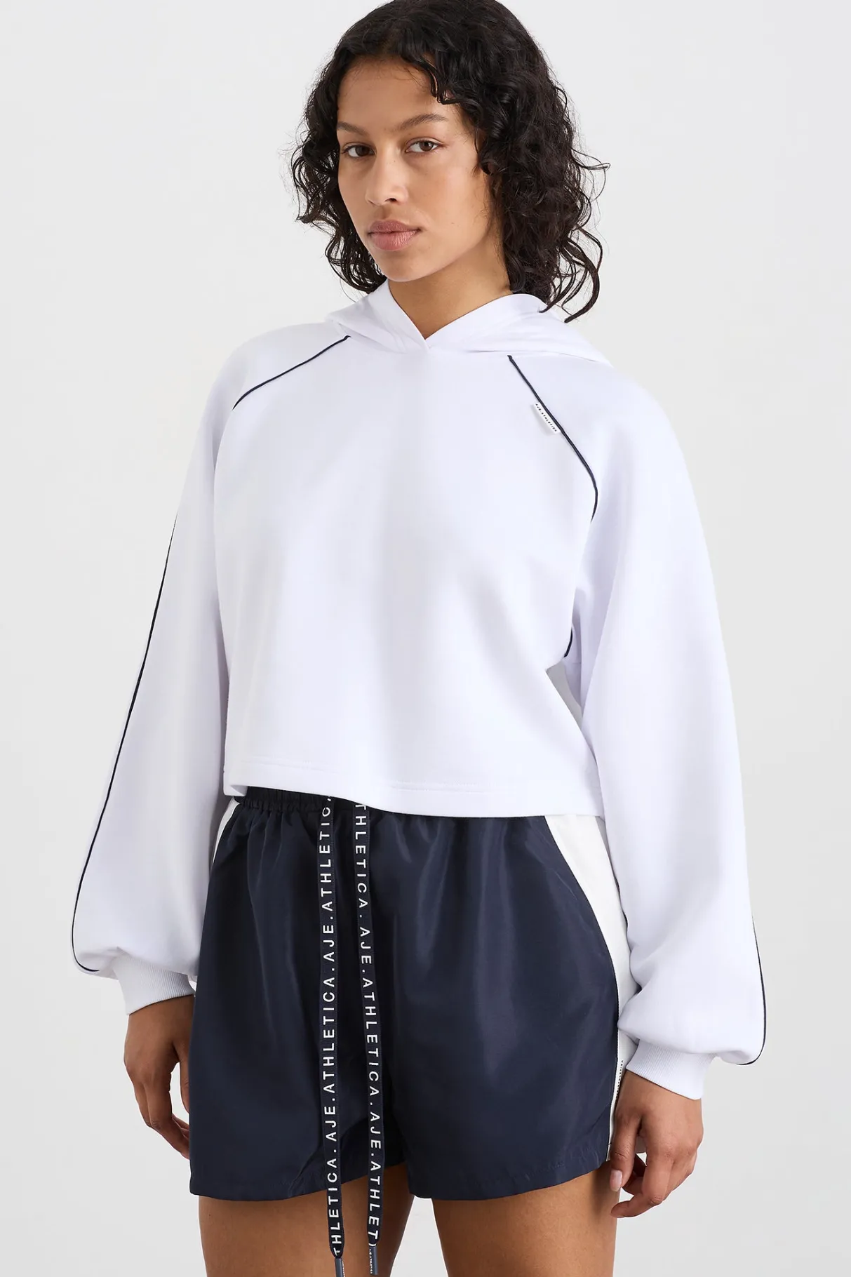 cropped_contrast_hoodie__5.webp Online Aje ATHLETICA Cropped Contrast Hoodie 405 White
