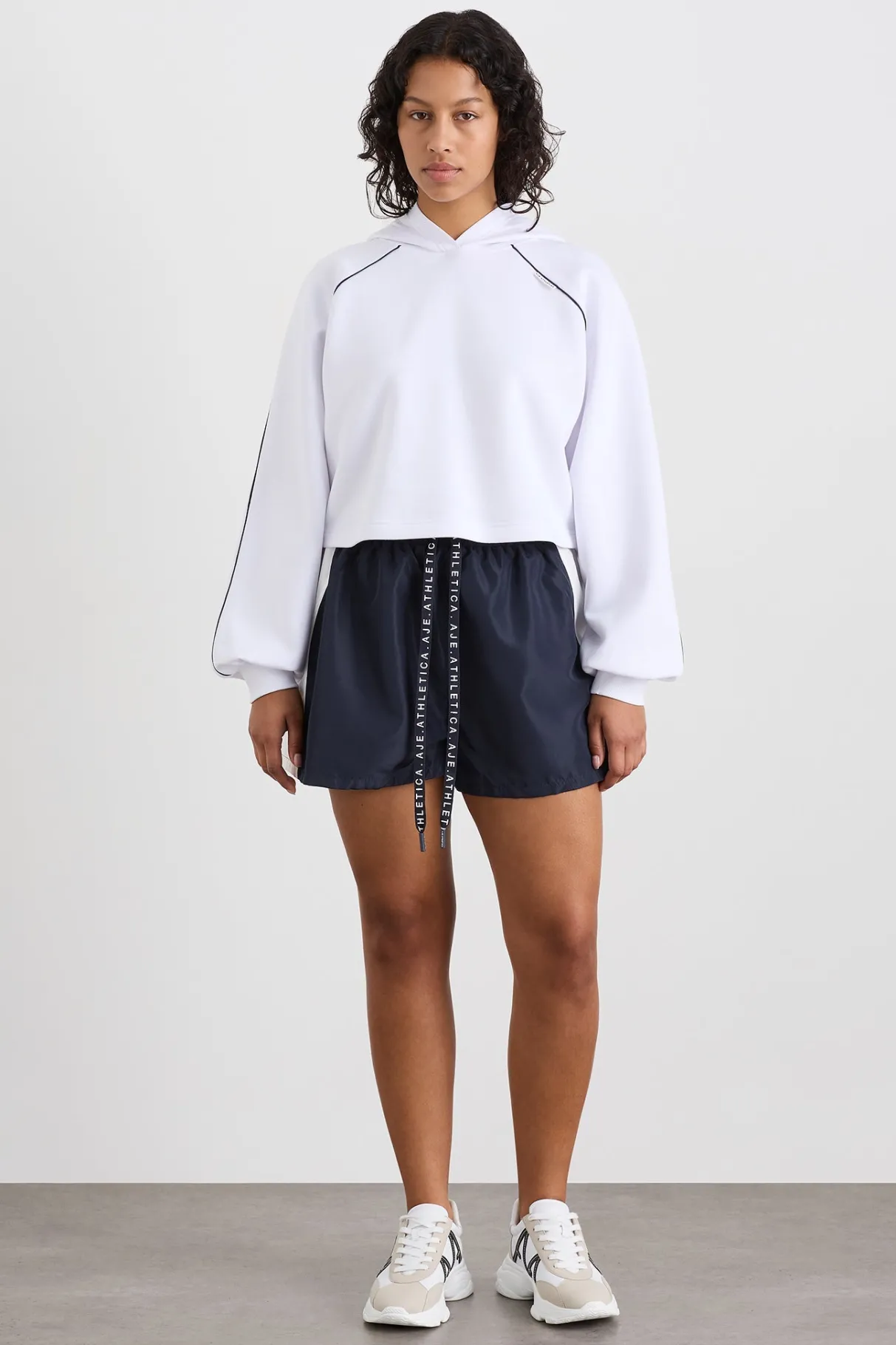 cropped_contrast_hoodie__6.webp Online Aje ATHLETICA Cropped Contrast Hoodie 405 White