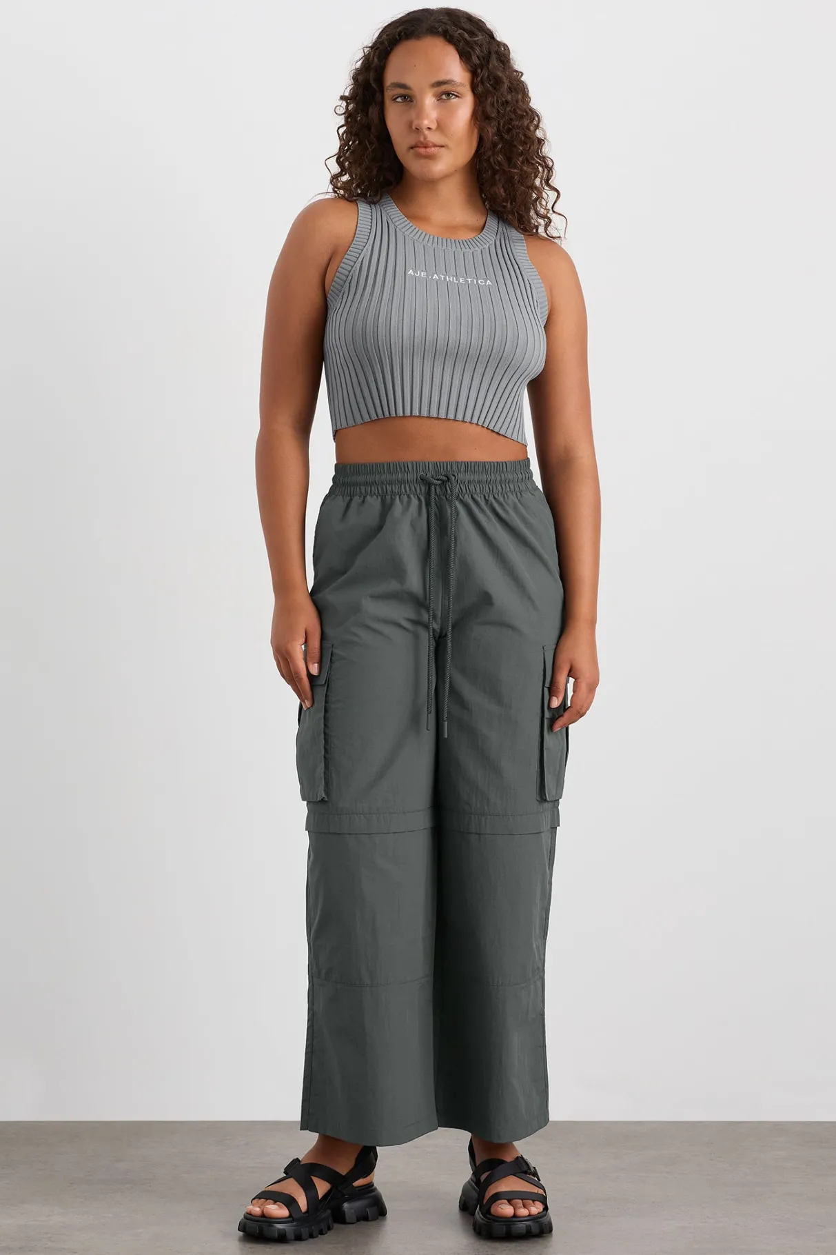 cropped_knitted_logo_tank__6-3.webp Clearance Aje ATHLETICA Cropped Knitted Logo Tank 135 Slate Surge