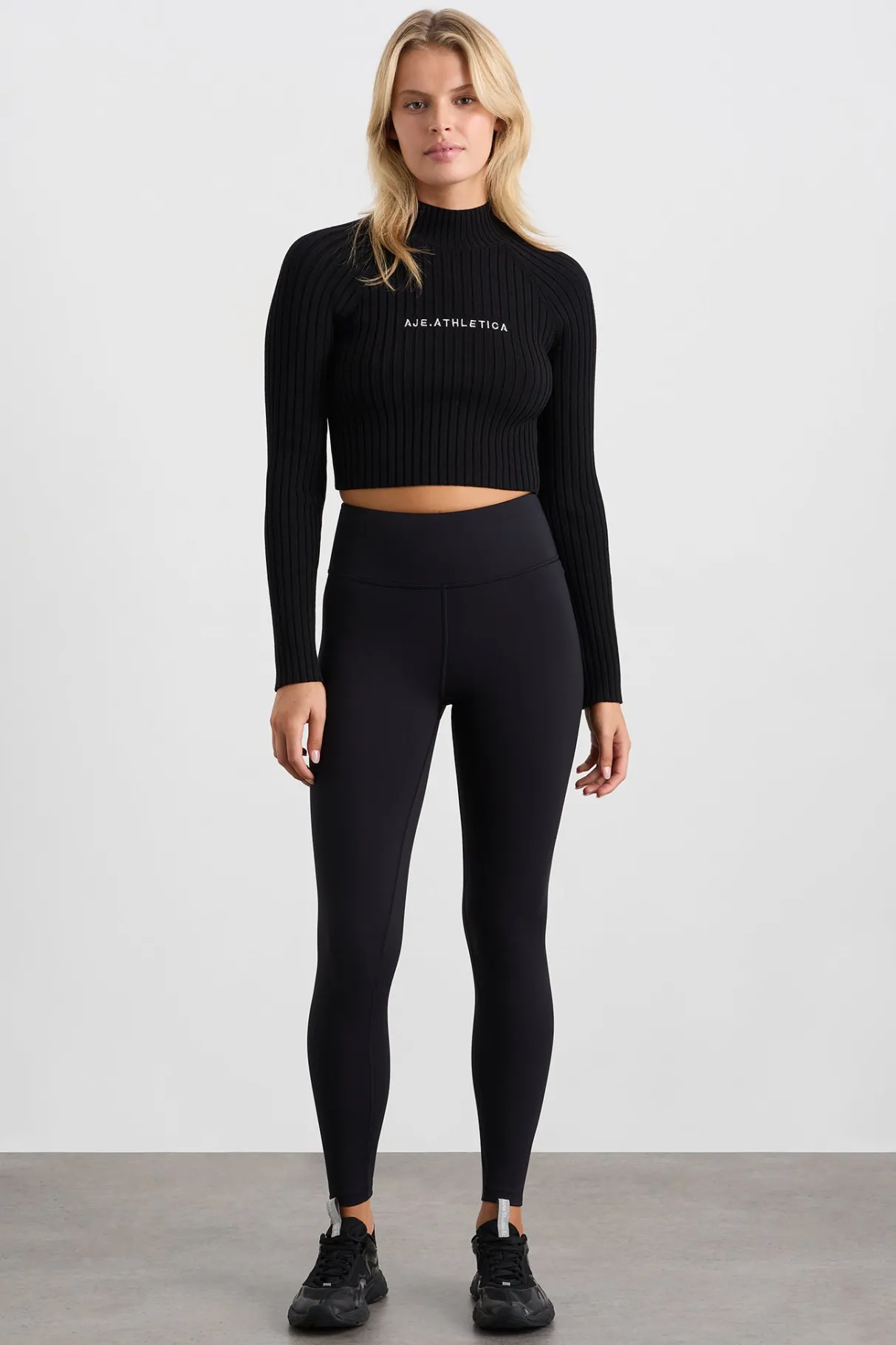 cropped_knitted_long_sleeve_top__2.webp Outlet Aje ATHLETICA Cropped Knitted Long Sleeve Top 437 Black