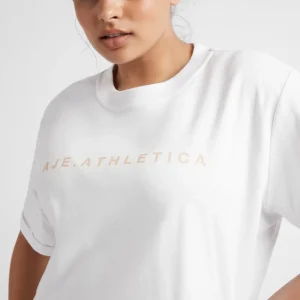 New Aje ATHLETICA Cropped Signature Logo T-Shirt 104 White/Sand