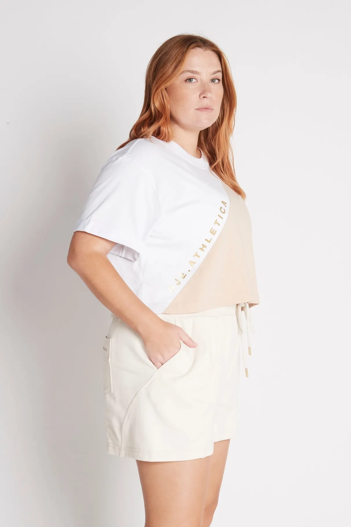 cropped_signature_logo_tshirt__13.webp Cheap Aje ATHLETICA Cropped Signature Logo T-Shirt 105 White/Sand
