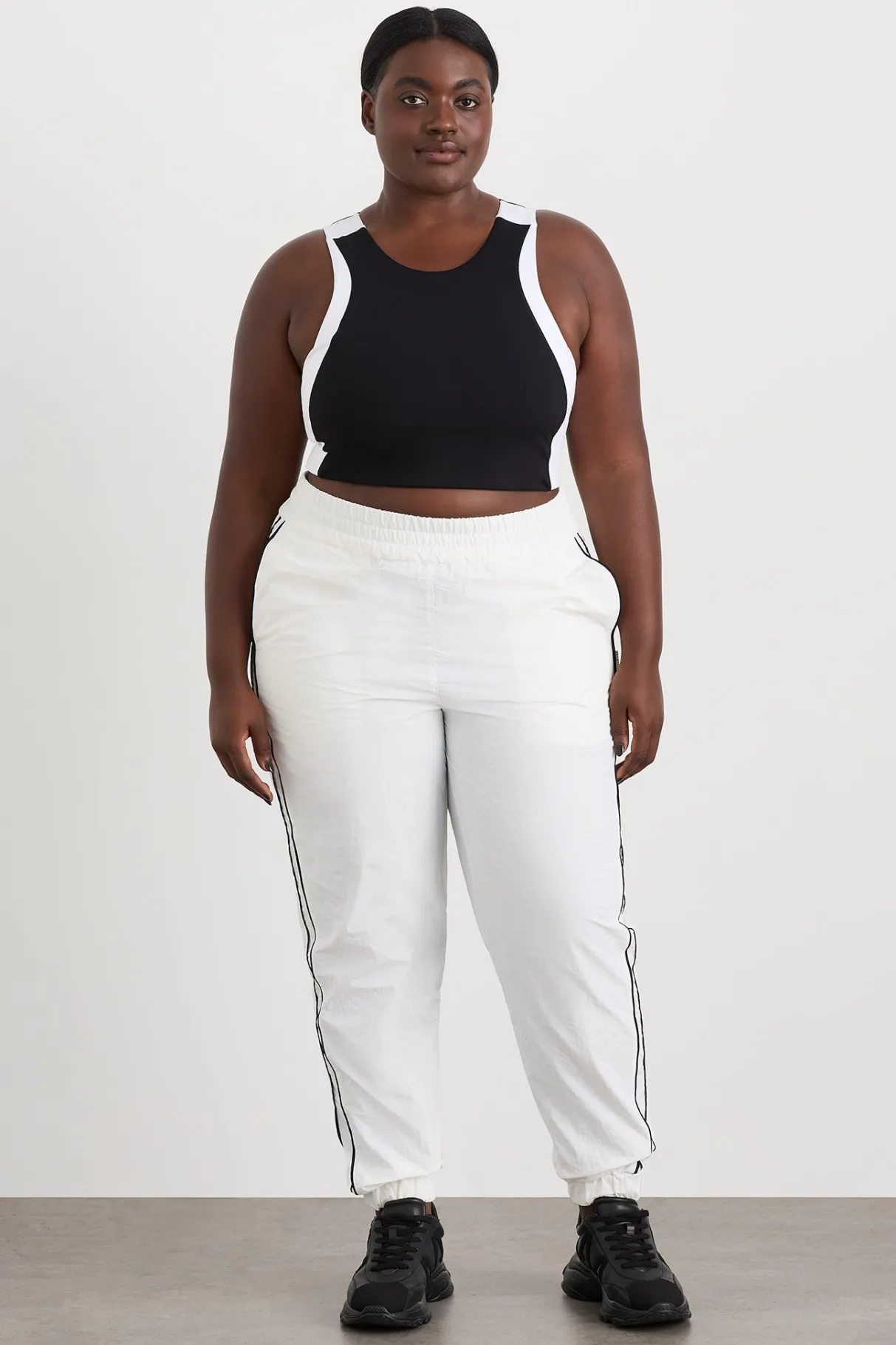 cross_back_crop_top__10-1.webp Outlet Aje ATHLETICA Cross Back Crop Top 311 Black