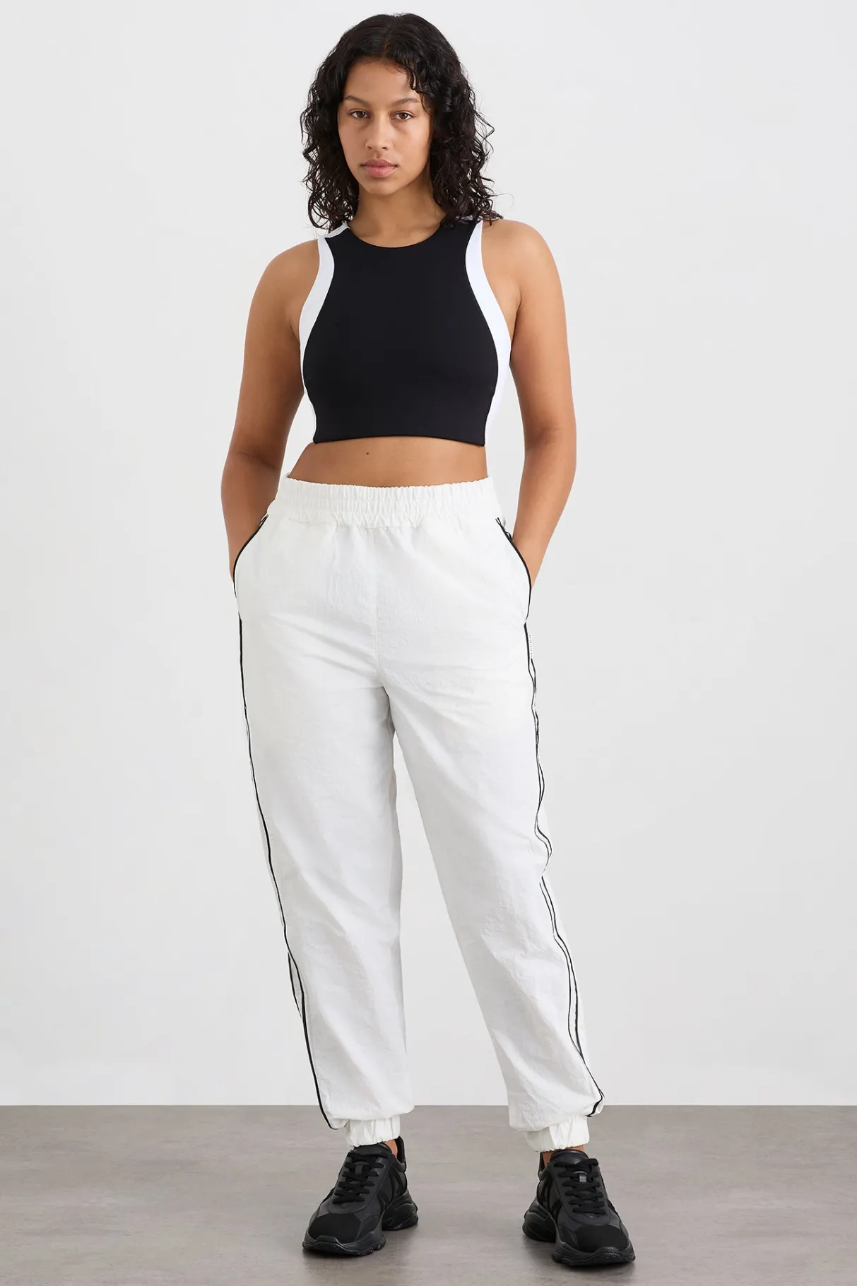 cross_back_crop_top__6-1.webp Outlet Aje ATHLETICA Cross Back Crop Top 311 Black