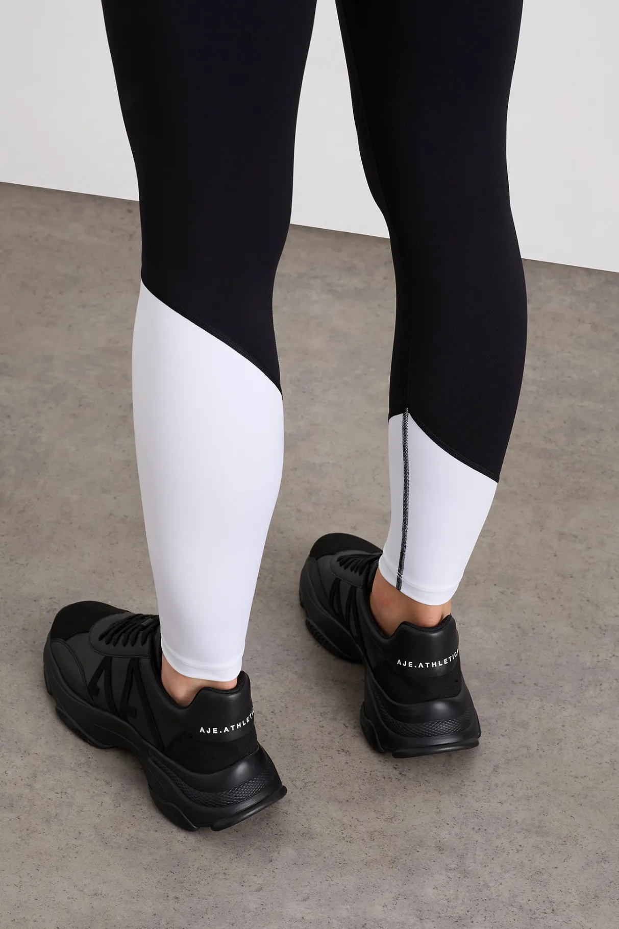 curved_panel_full_length_legging__3.webp Discount Aje ATHLETICA Curved Panel Full Length Legging 226 White/Black