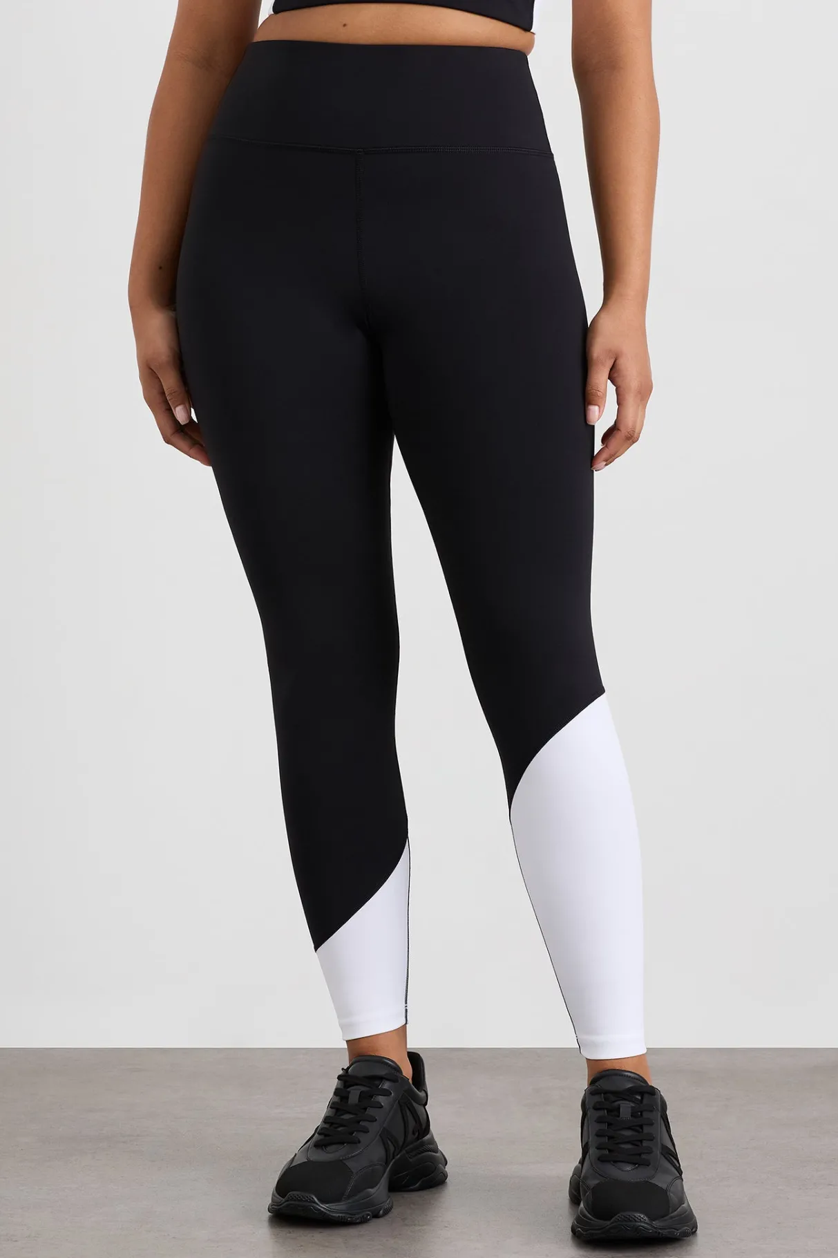 curved_panel_full_length_legging__6.webp Discount Aje ATHLETICA Curved Panel Full Length Legging 226 White/Black