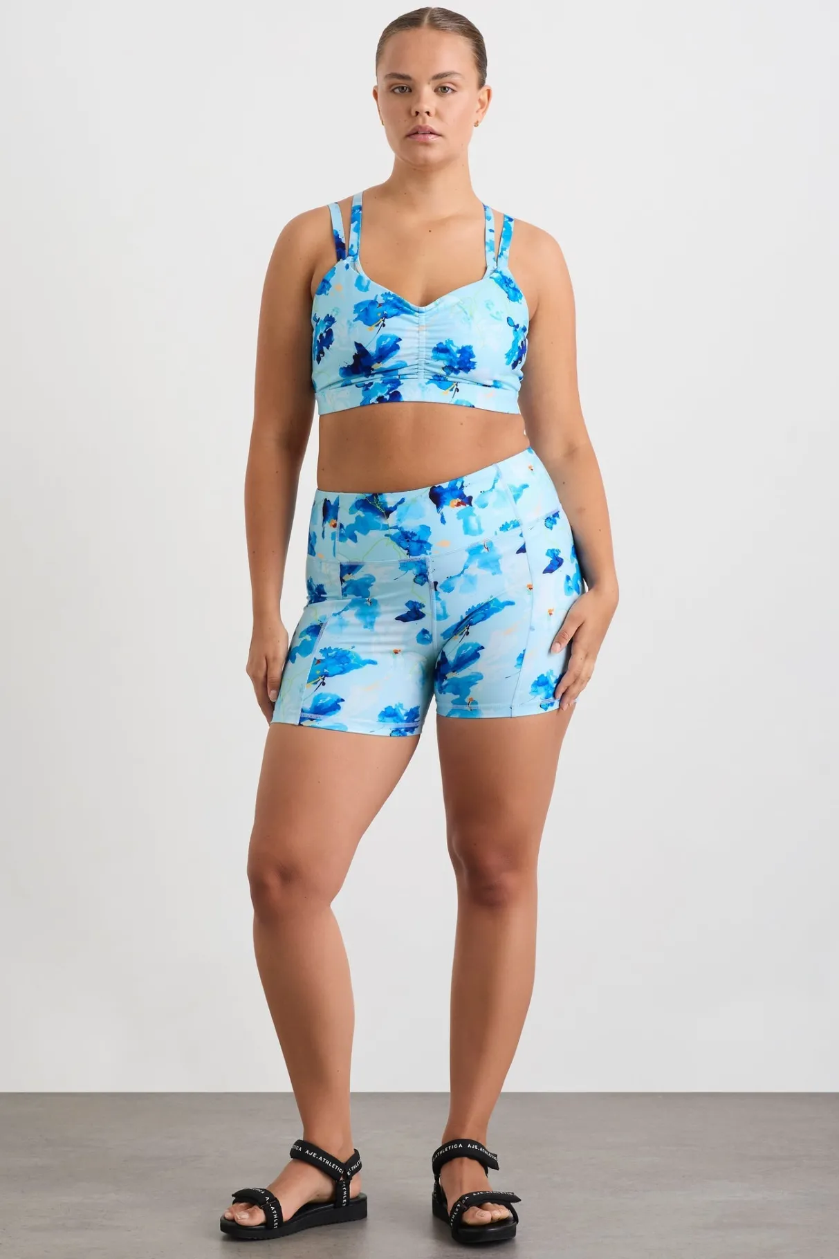 double_layer_crossback_bra__13-1.webp Clearance Aje ATHLETICA Double Layer Crossback Bra 350 Expressive Floral