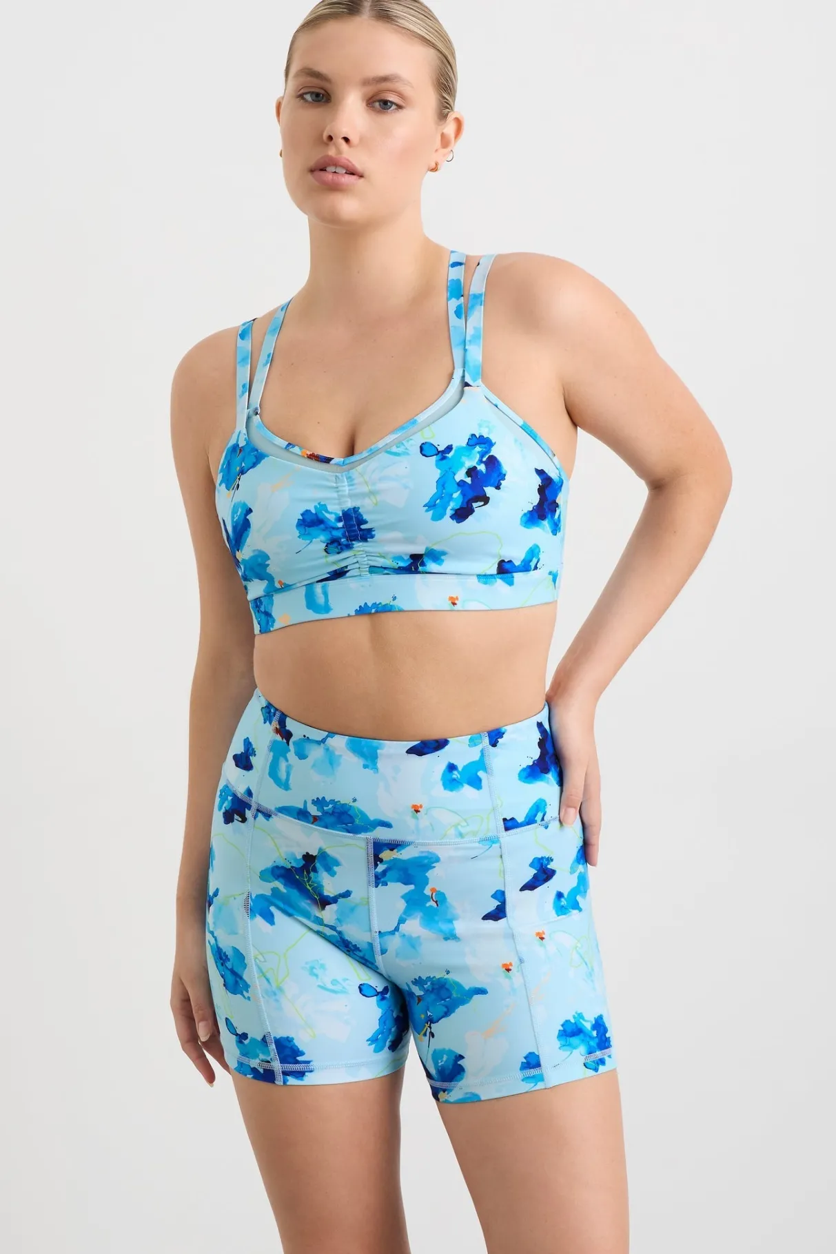 double_layer_crossback_bra__9-1.webp Clearance Aje ATHLETICA Double Layer Crossback Bra 350 Expressive Floral