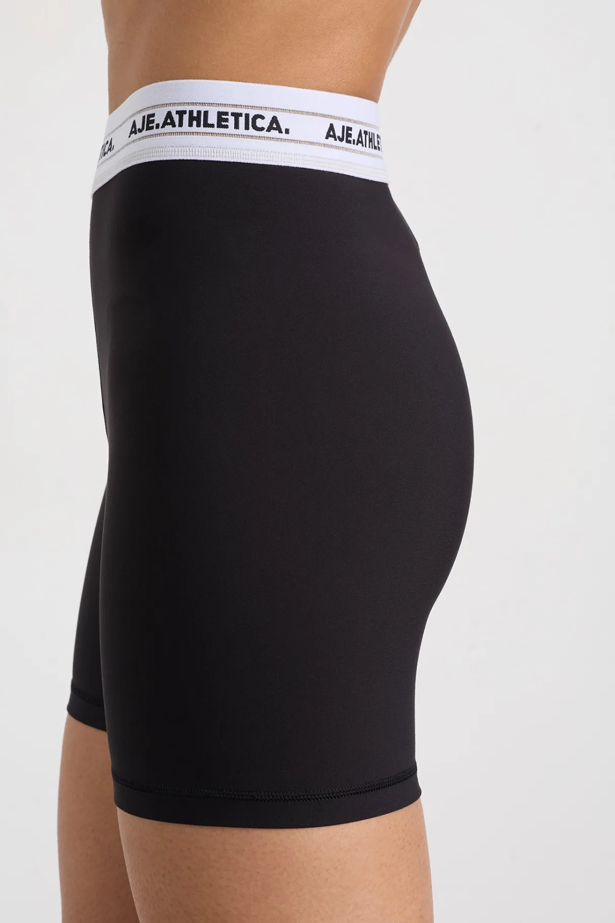 elastic_logo_bike_shorts__3.webp Outlet Aje ATHLETICA Elastic Logo Bike Shorts 601 Black