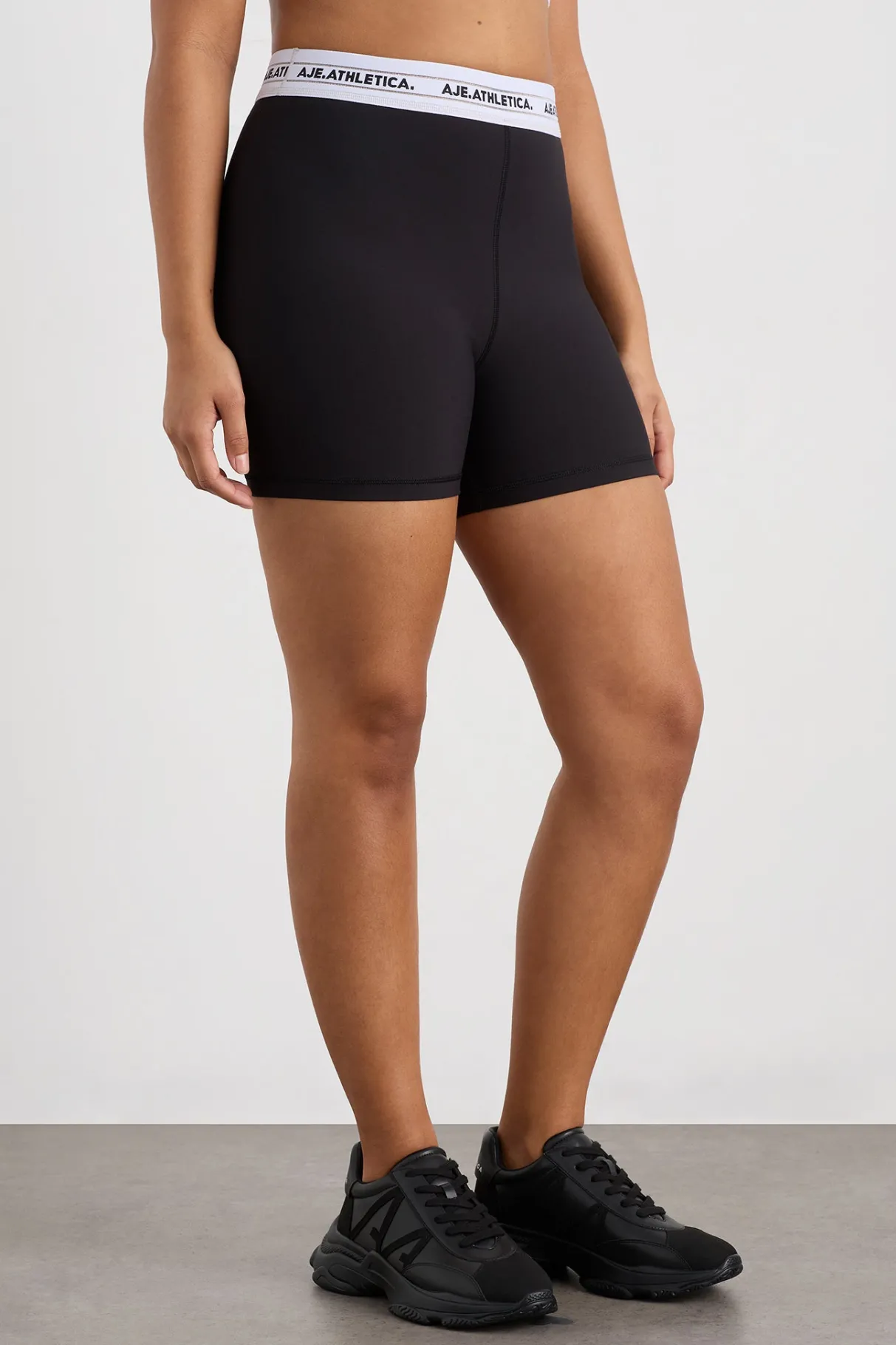 elastic_logo_bike_shorts__5.webp Outlet Aje ATHLETICA Elastic Logo Bike Shorts 601 Black