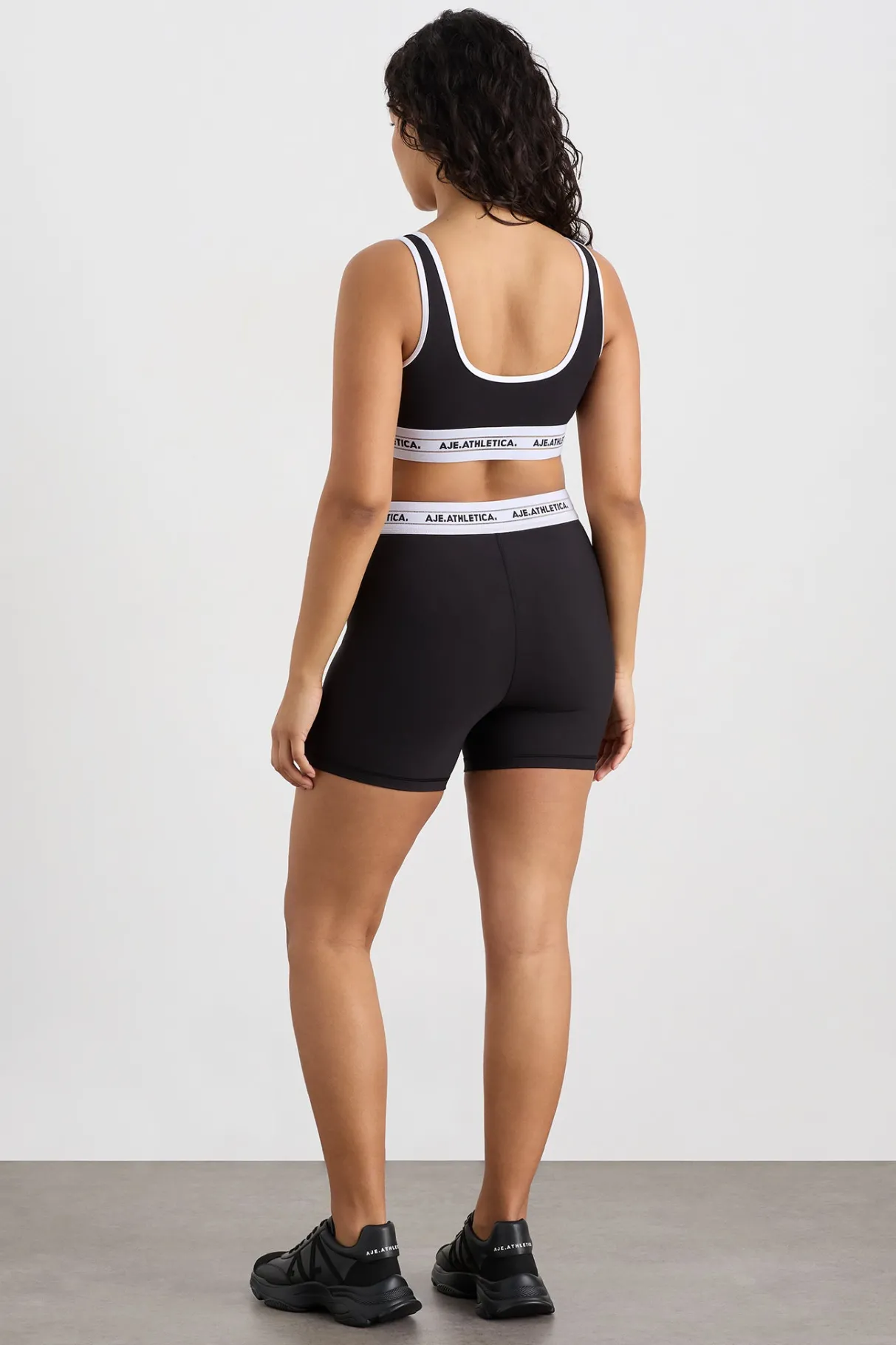 elastic_logo_bike_shorts__7.webp Outlet Aje ATHLETICA Elastic Logo Bike Shorts 601 Black
