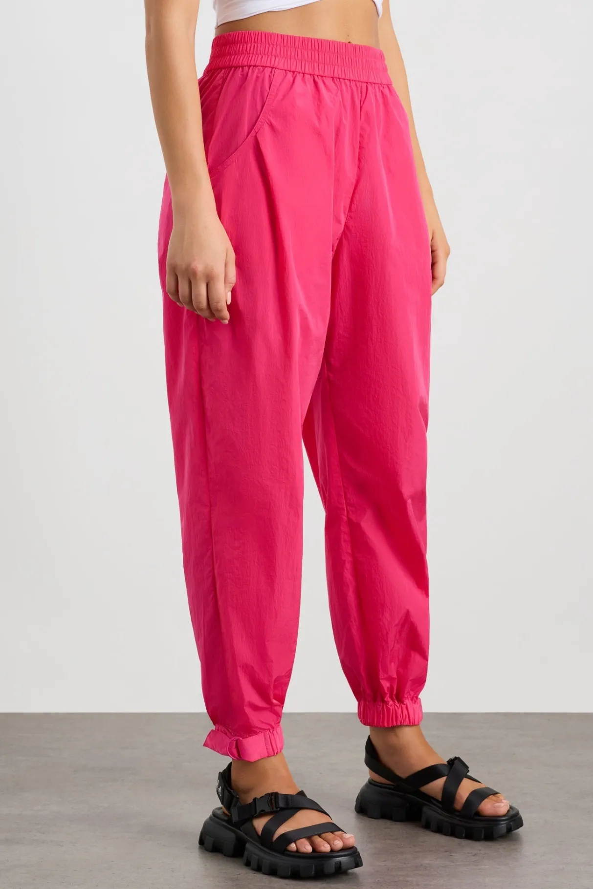 elasticated_spray_pant__2.webp Outlet Aje ATHLETICA Elasticated Spray Pant 517 Made You Blush