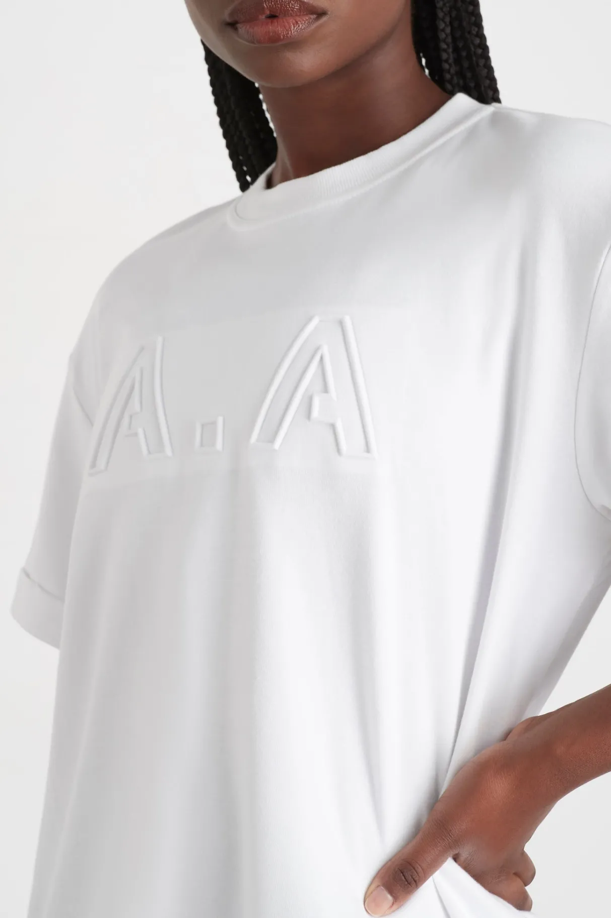embossed_classic_logo_tshirt__3.webp Online Aje ATHLETICA Embossed Classic Logo T-Shirt 103 White