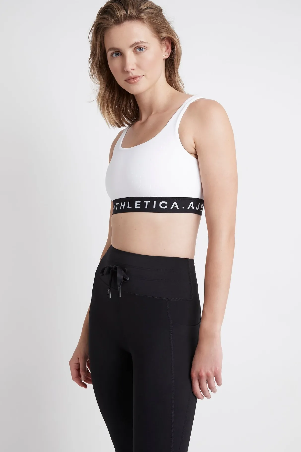 essential_logotape_sports_bra__2.webp Hot Aje ATHLETICA Essential Logotape Sports Bra 307 White/Black