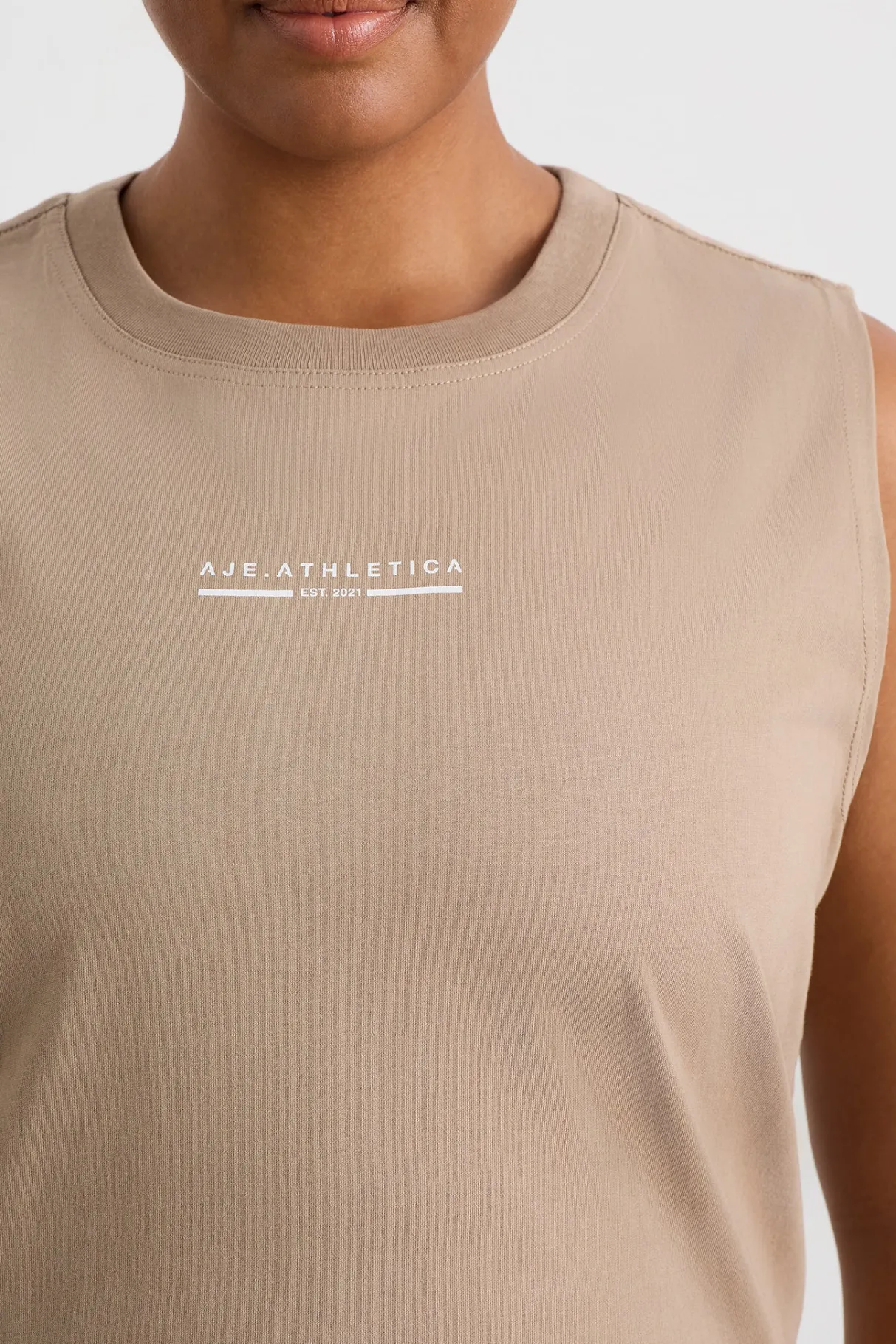established_logo_long_tank__11.webp Flash Sale Aje ATHLETICA Established Logo Long Tank 155 Dune