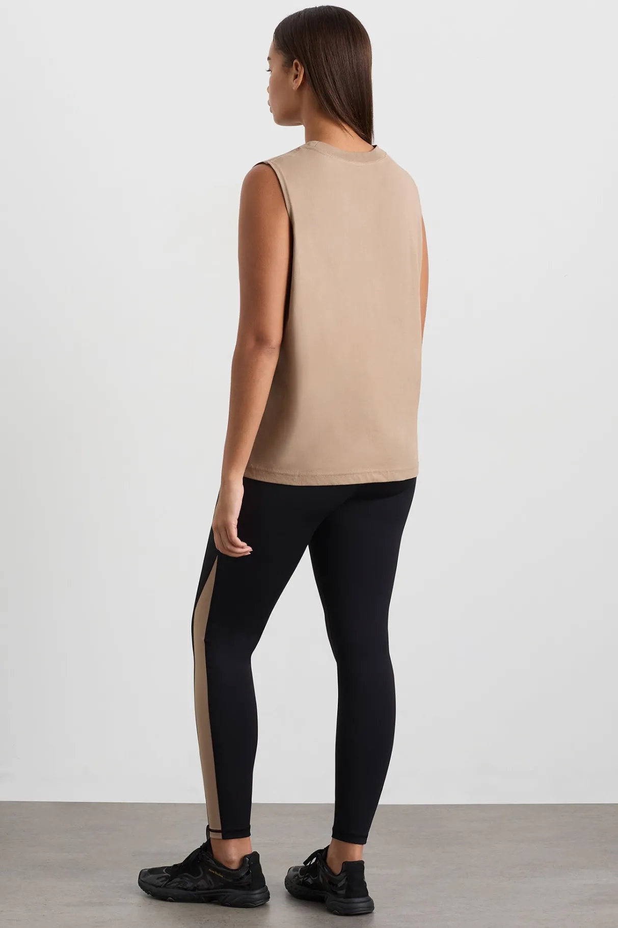 established_logo_long_tank__8.webp Flash Sale Aje ATHLETICA Established Logo Long Tank 155 Dune