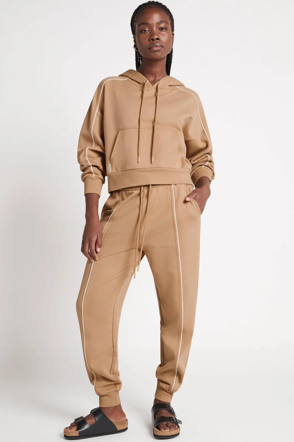 fleece_contrast_piping_trackpants__0.webp Flash Sale Aje ATHLETICA Fleece Contrast Piping Trackpants 504 Beige/Light Ivory