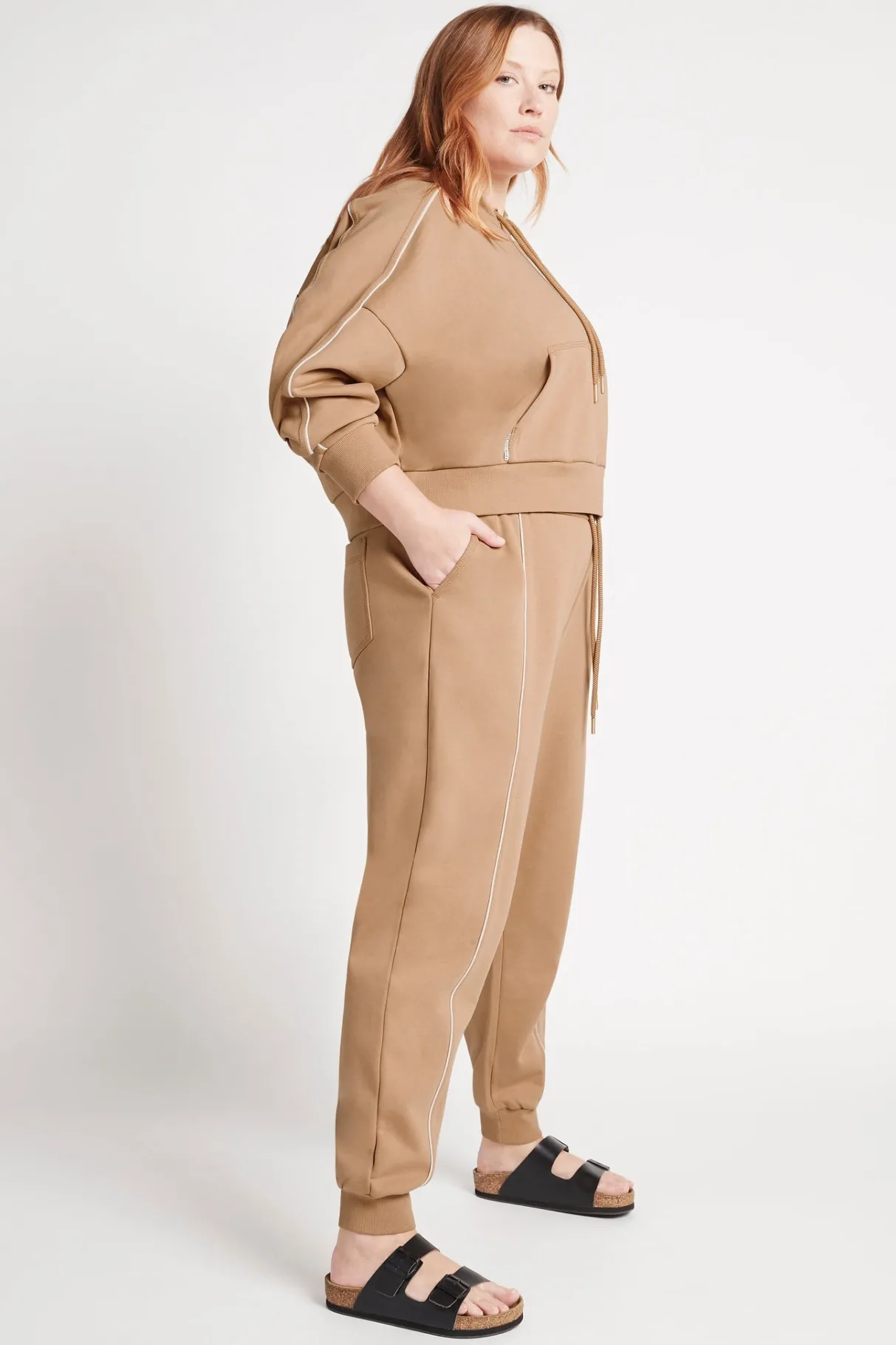 fleece_contrast_piping_trackpants__11.webp Flash Sale Aje ATHLETICA Fleece Contrast Piping Trackpants 504 Beige/Light Ivory